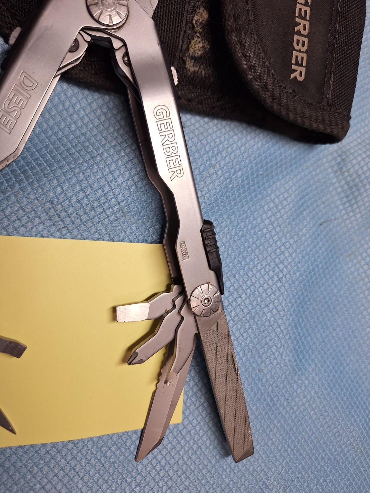 1 SILVER GERBER DIESEL Multi Tool LOC 3056