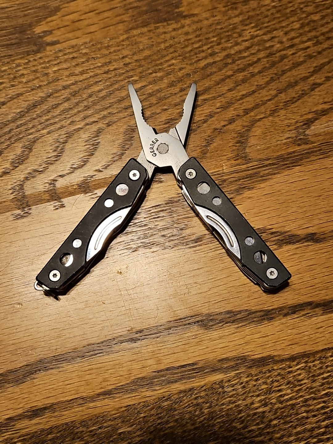 Gerber Clutch Gray Mini Multi Tool Plier VGC
