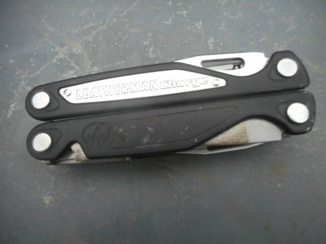 Leatherman Charge Pat Pend 154CM Multi-Tool USA With Leather Case And Bits