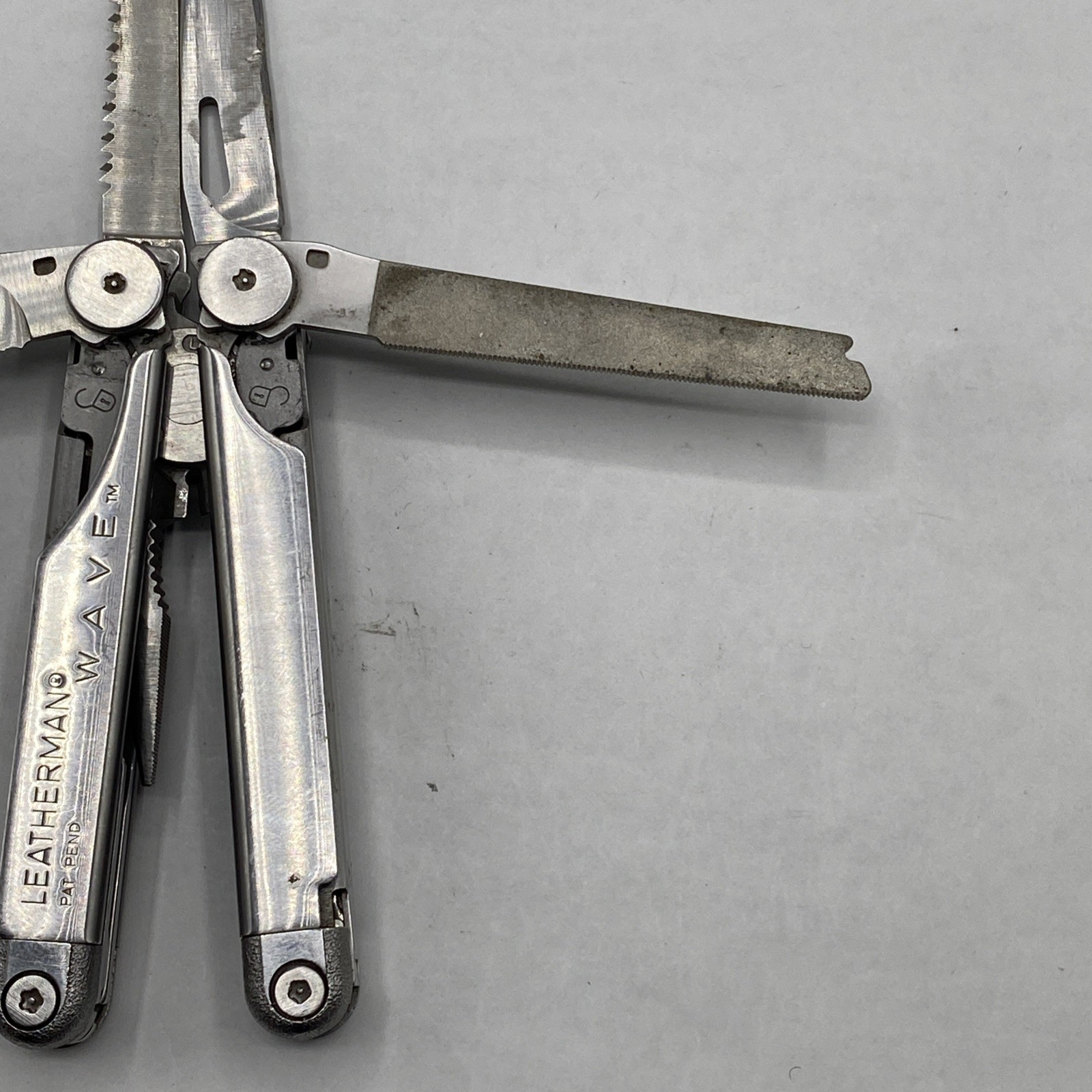 Leatherman Wave Multi Tool – Silver *Retired** **Stamp Date 09/98 & 11/98**