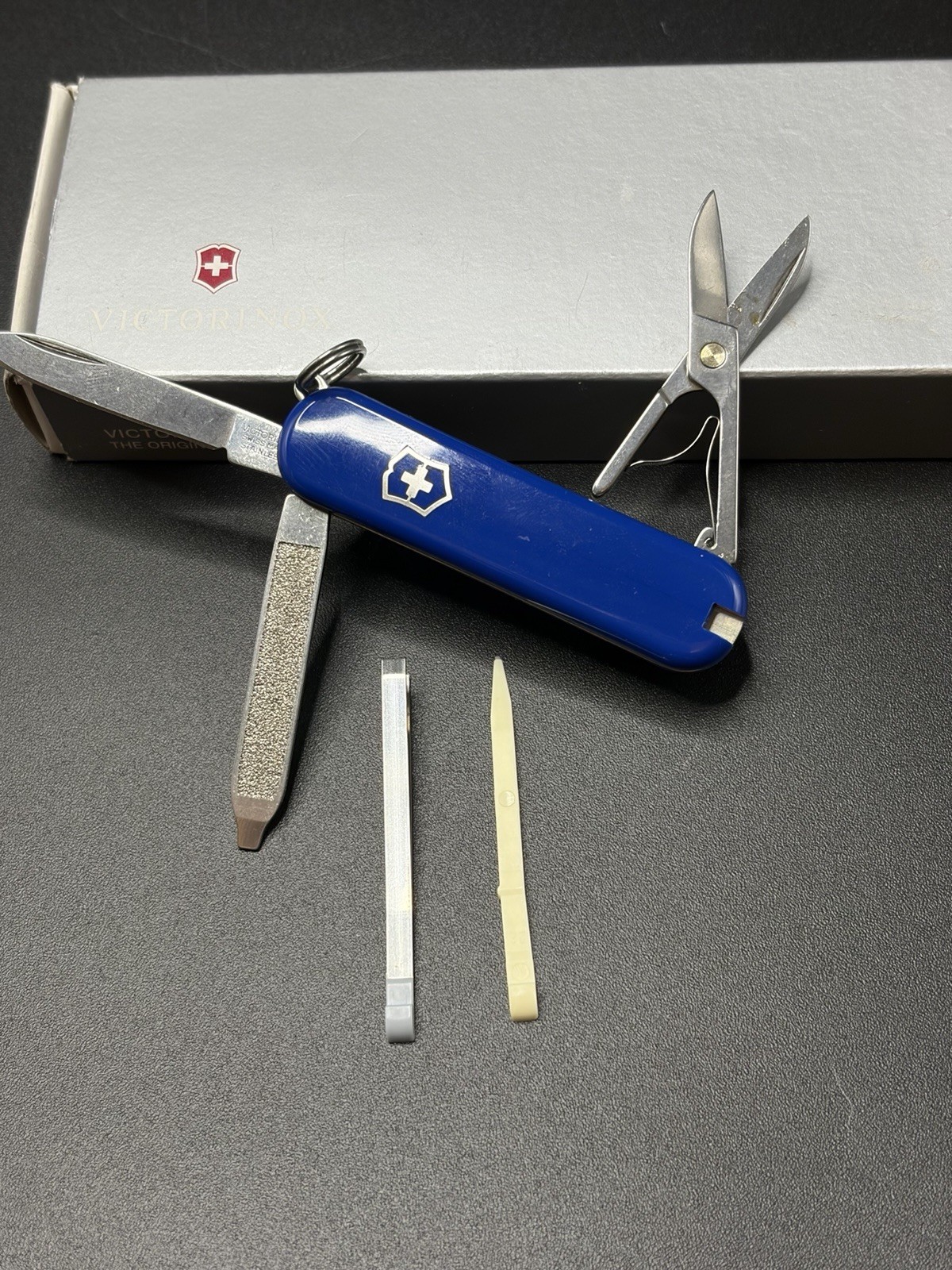 Swiss Army Victorinox Blue 58mm Small/Mini/Keychain/Multitool/Box/5 Tools