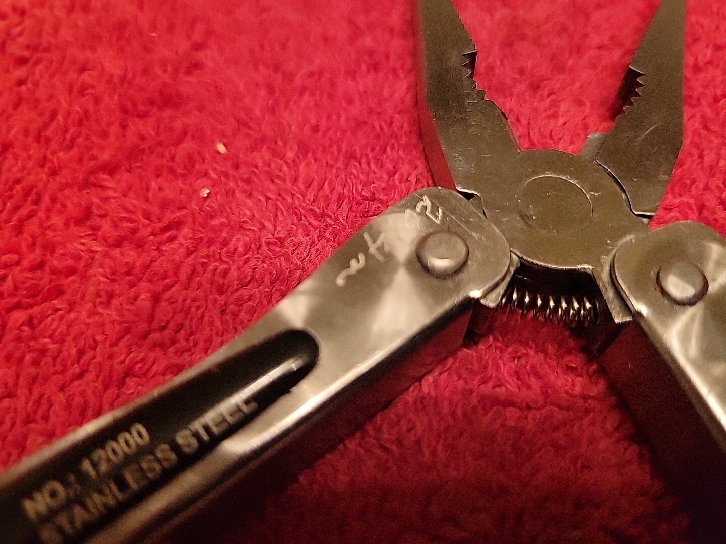 Sheffield No. 12000 Multi Tool 12 in 1 Multi Function Folding Tool Pliers Knife