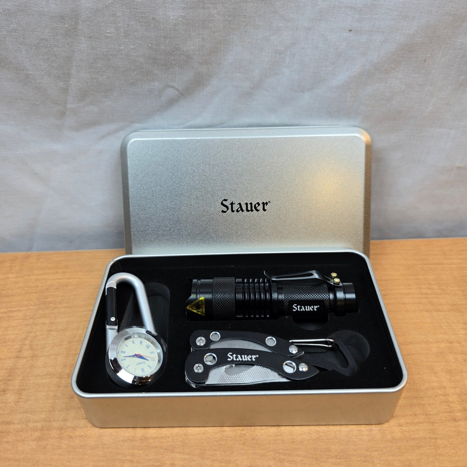 Stauer Gift Set Carabiner Watch+Flashlight+Multitool Knife pliers screwdriver