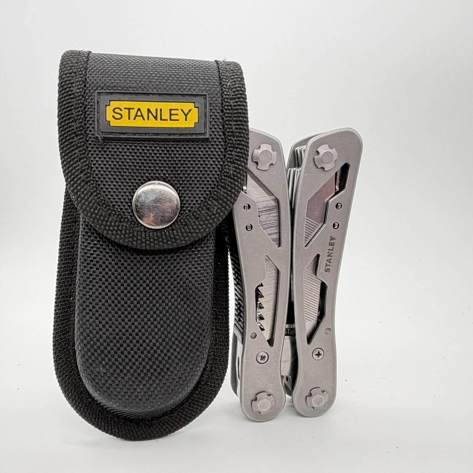 Stanley 12-in-1 Multi-Tool Pliers Pocket Knife Saw Screwdriver Sheath EDC Tool