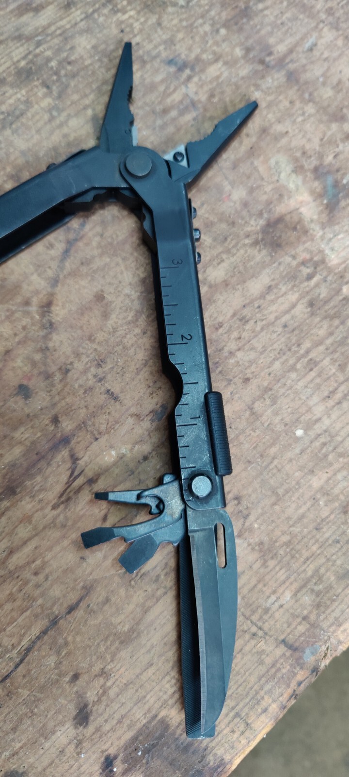 Gerber MP600 Multi-Plier Multi-Tool w/ Carbide Cutters & Sheath