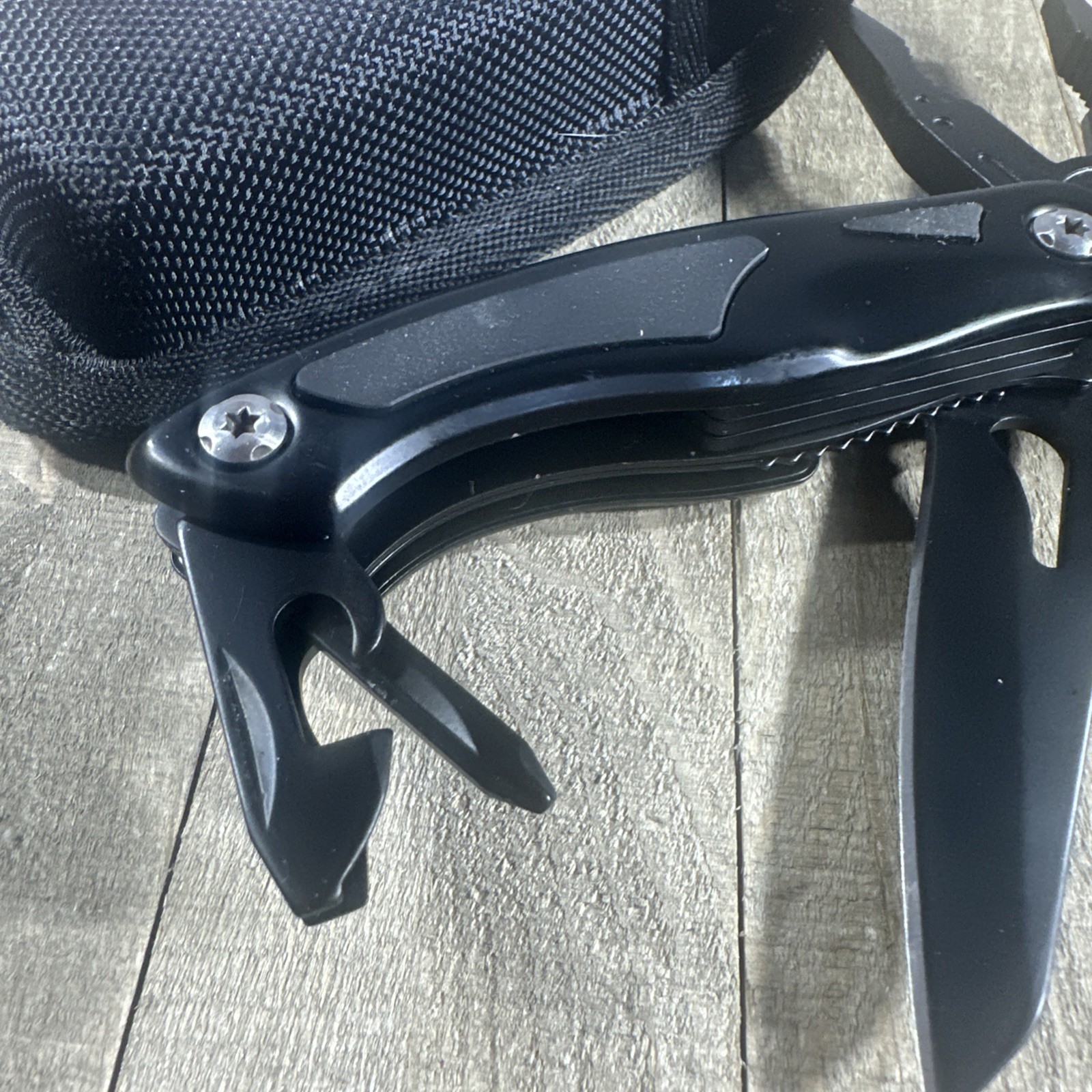 WURTH 11-in-1 Multi- Tool With Case Camping Outdoor Mint Condition. German Made
