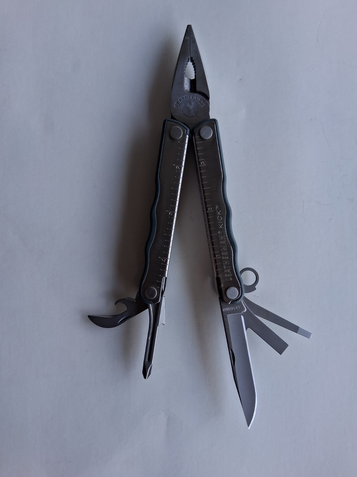 Leatherman Kick Multi-Tool USA Great shape W / Leather case