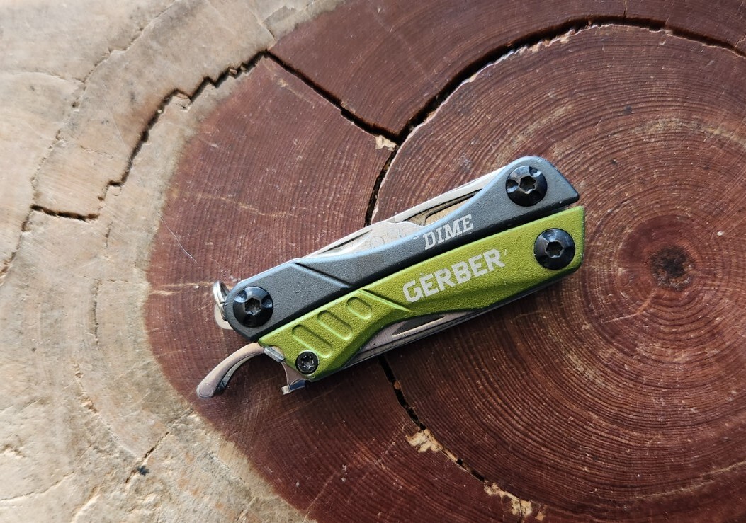 Gerber Dime Assorted Colors 9 Functions (USA) – Scissors, Pliers, Knife – QTY 1