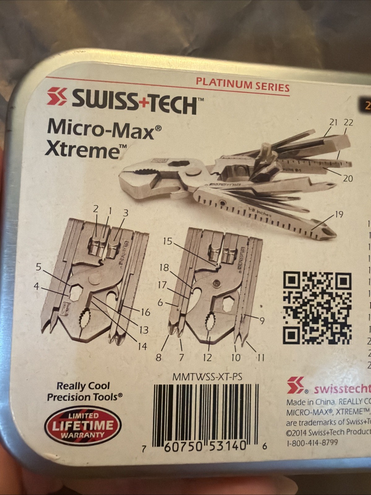 SWISS + TECH Multi Tool 22 in 1 Micro Max Xtreme