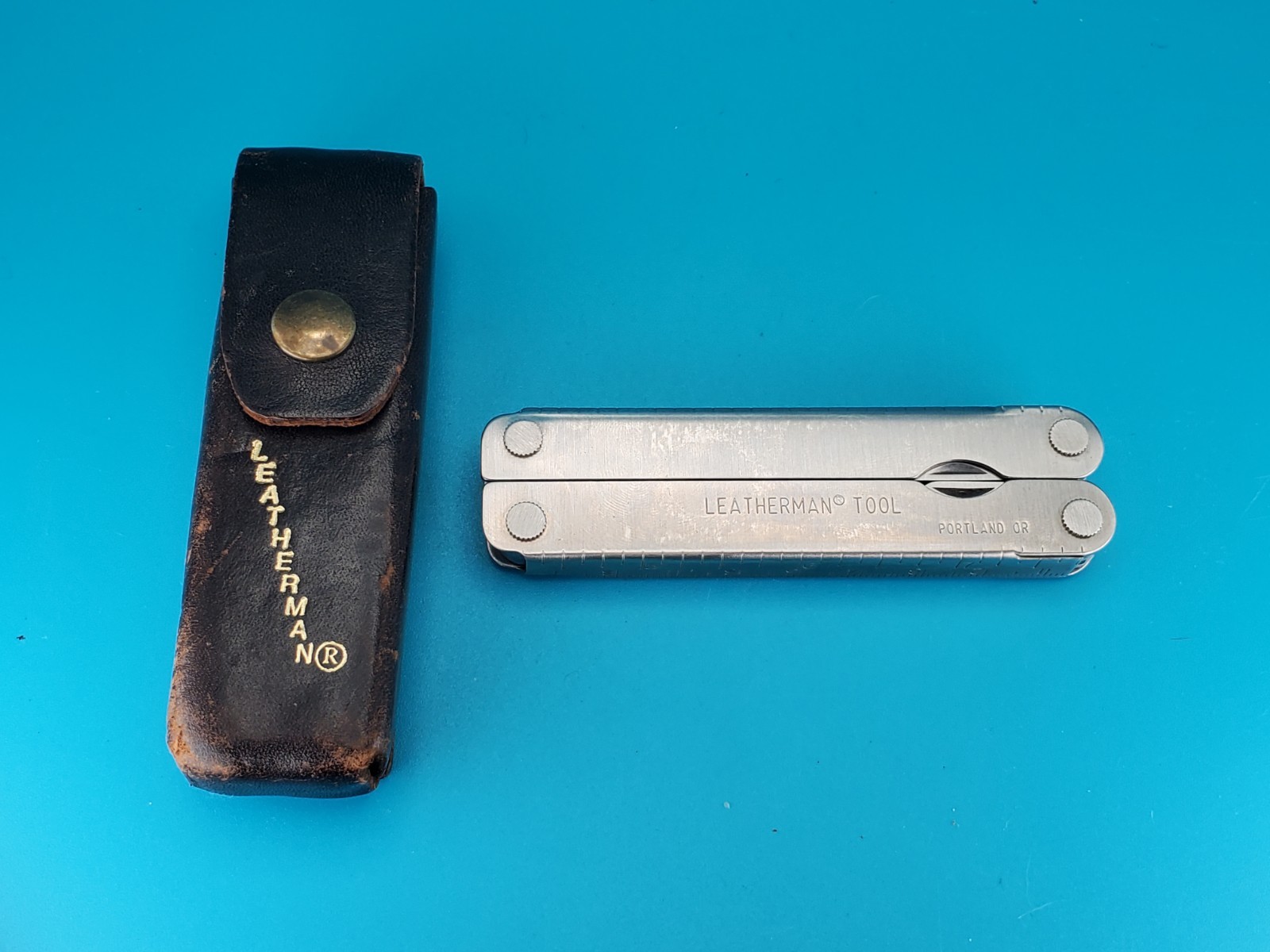 Leatherman PST Multi Tool! 03/00 date stamp! Fast Shipping! With Sheath!