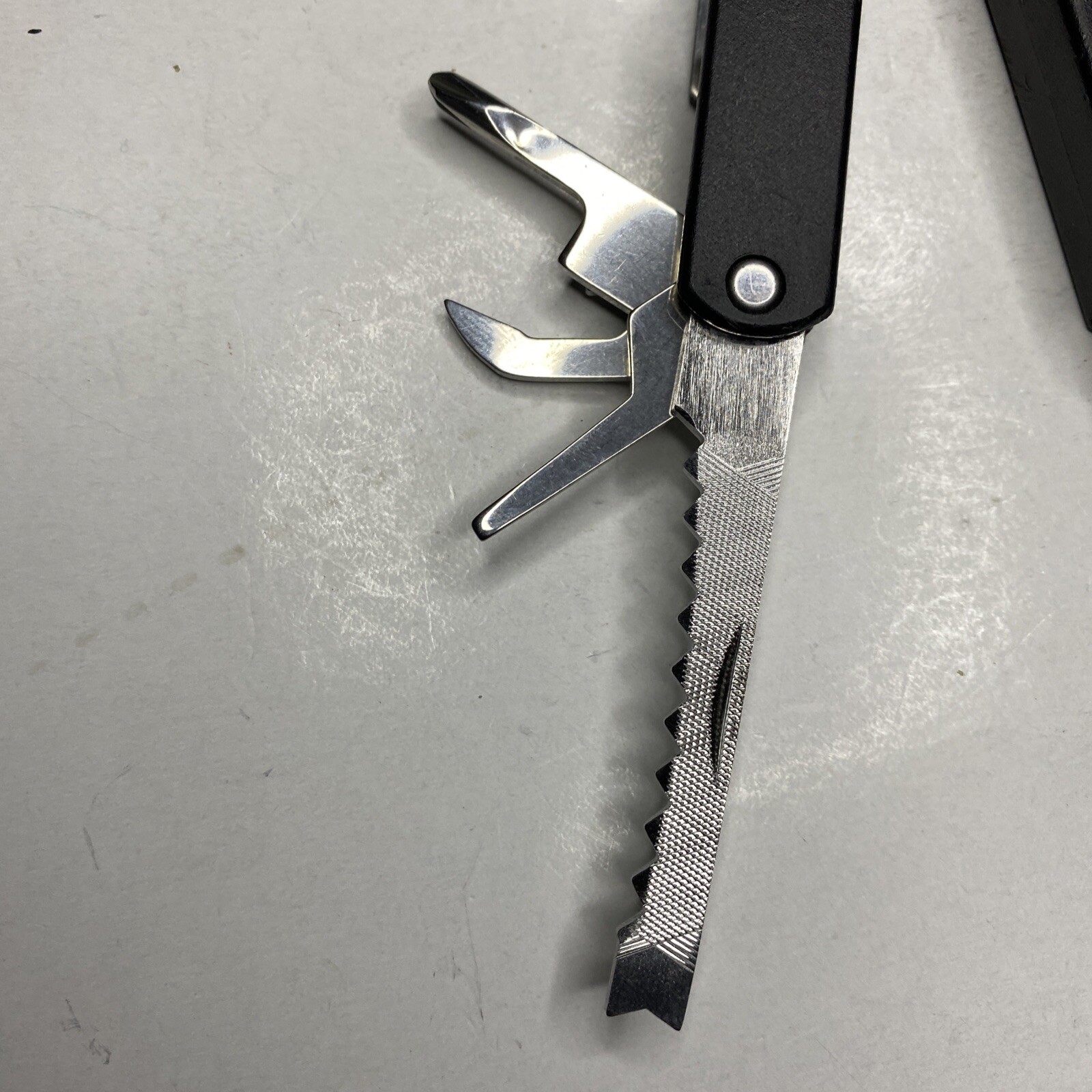 Barlow La Crosse Forage and Turf Logo Hard Plastic Grip Multi Tool Pliers
