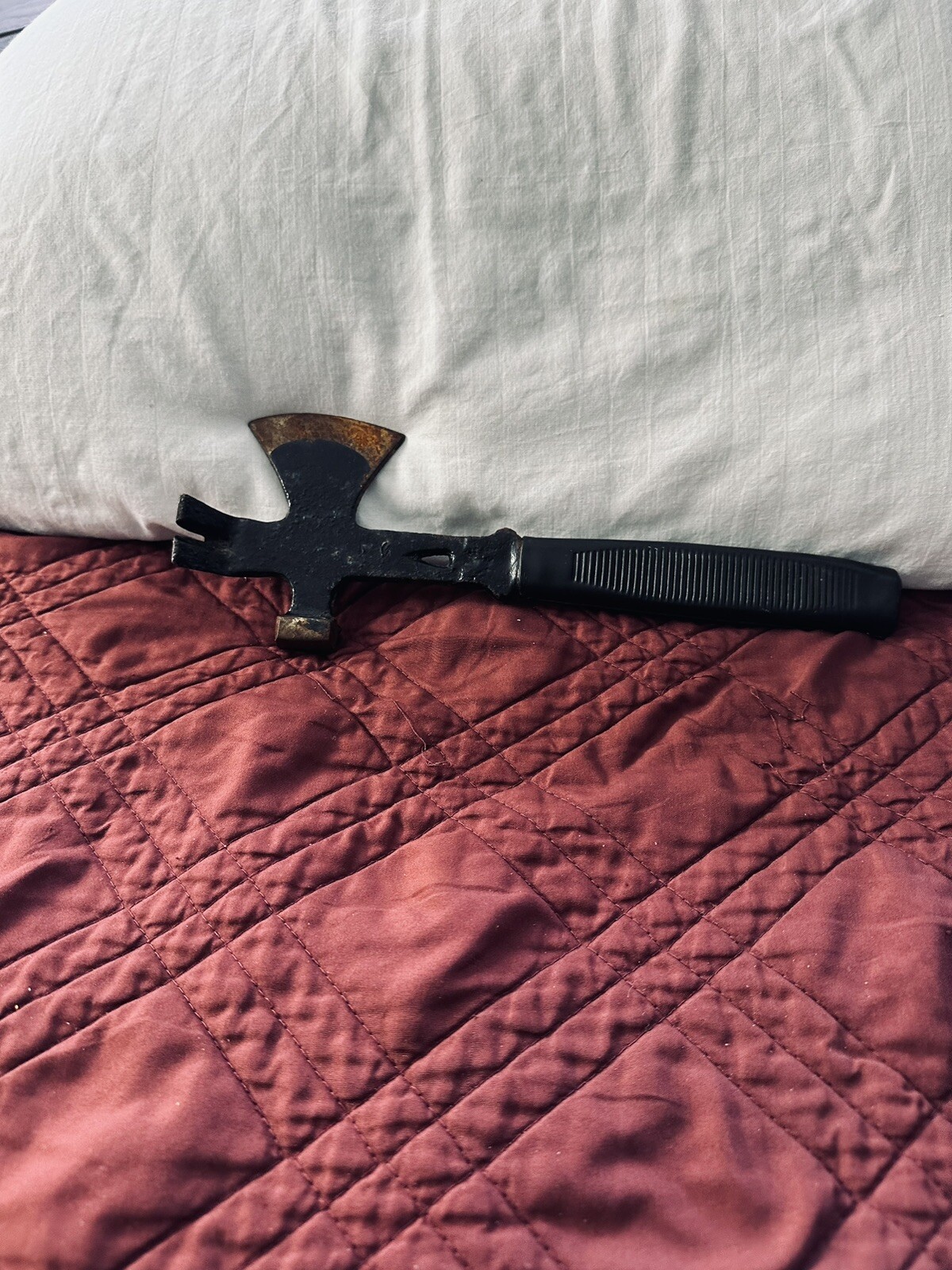 Metal Multitool with rubber handle