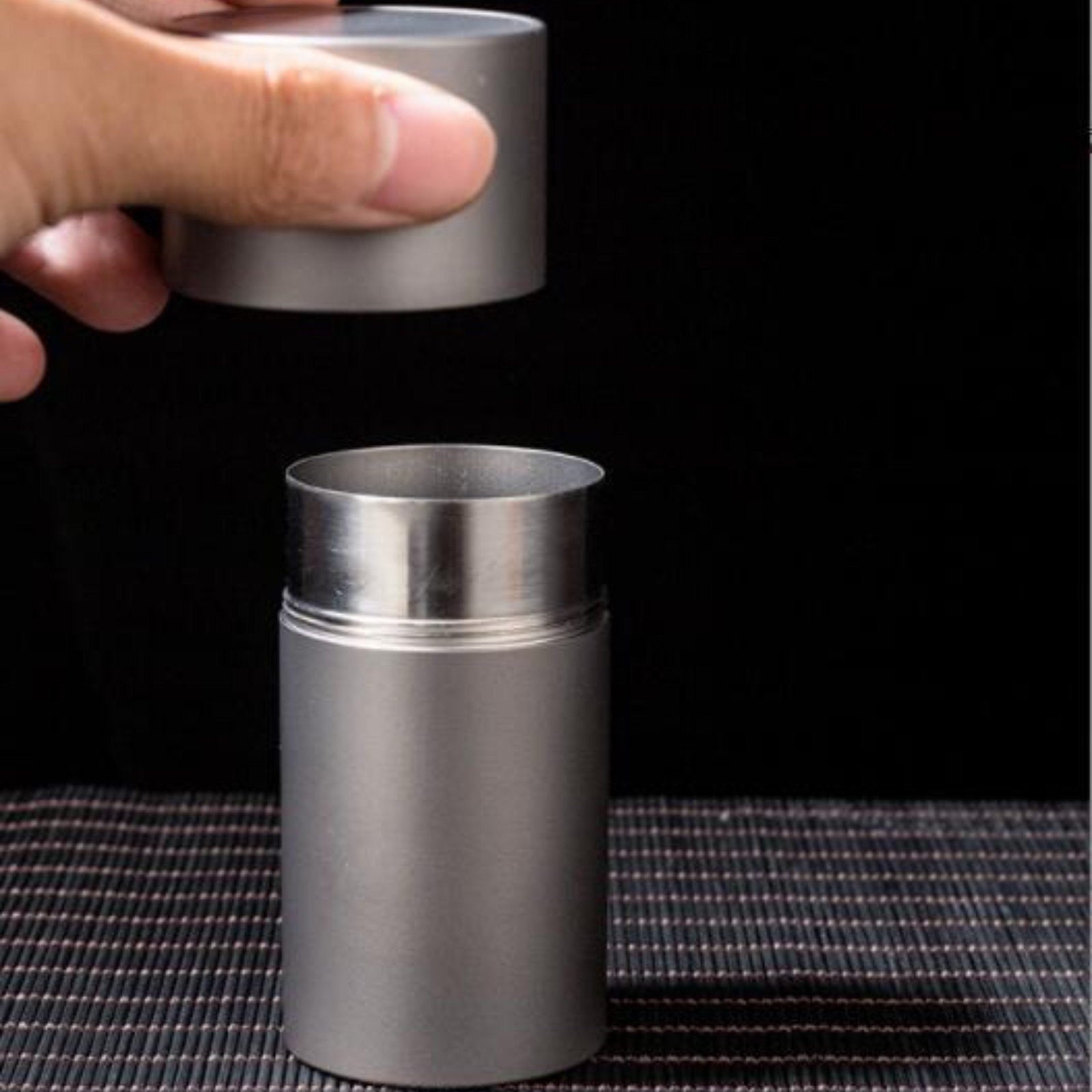EDC Small Pure Titanium Sealed Can Tea Can Storage Bottle Tool 100/250ml