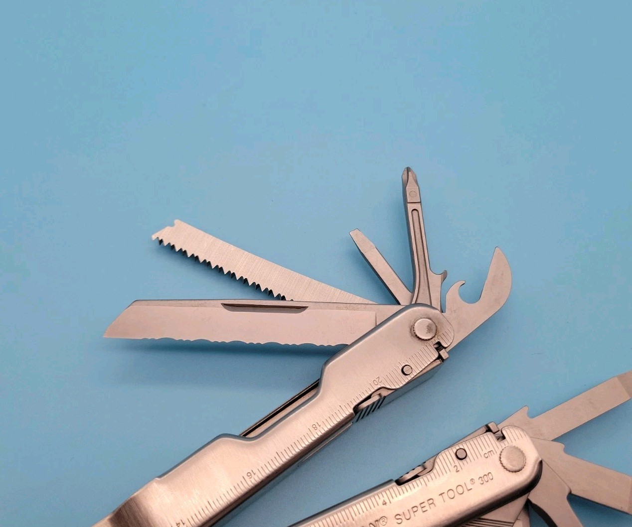 Leatherman Super Tool 300 Multi-Tool Dated 2014 – Pliers, Knife, Screwdrivers