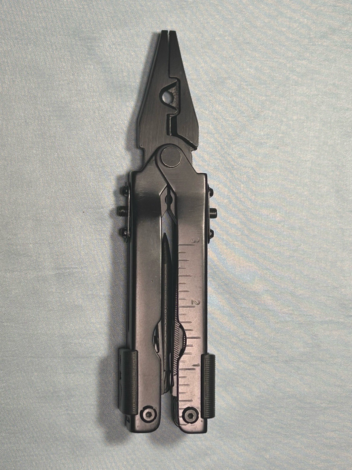 Gerber Multi-Tool Multi-Plier Black Oxide Color-Branded Pouch