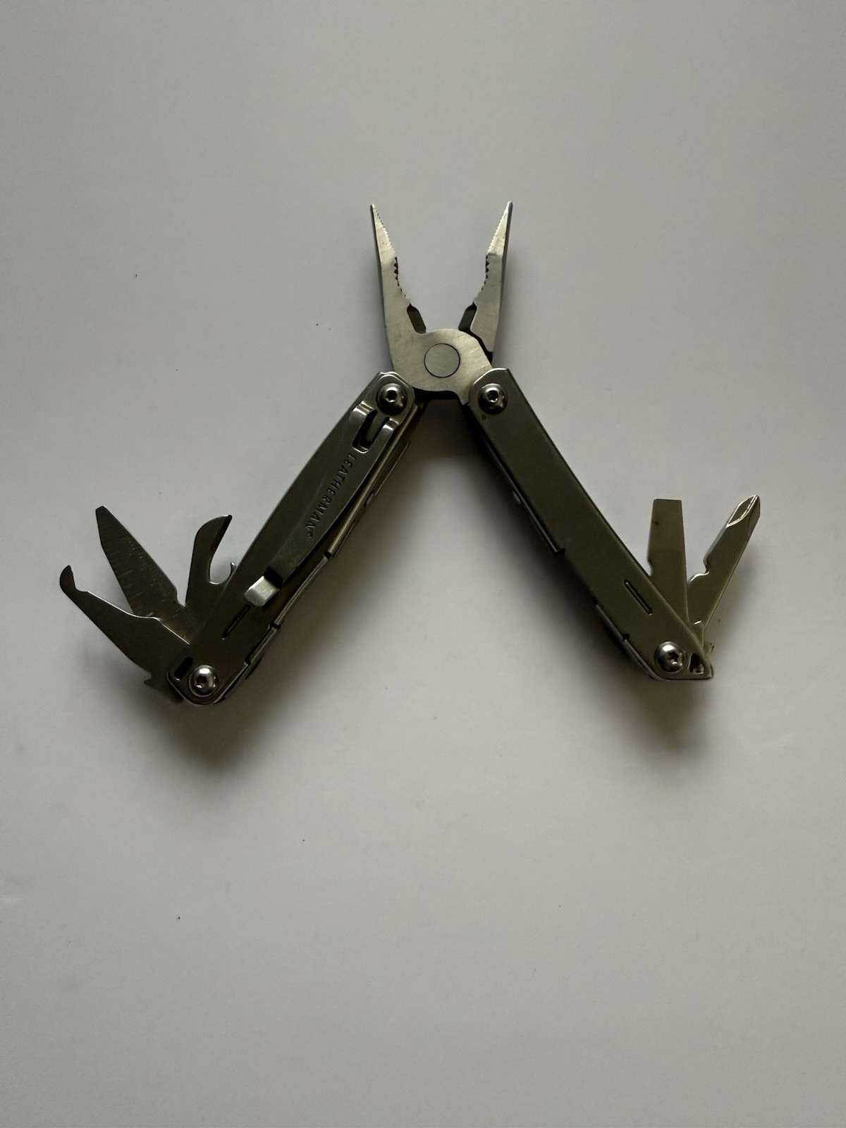 LEATHERMAN WINGMAN MULTI-TOOL! FAST SHIPPING! USED