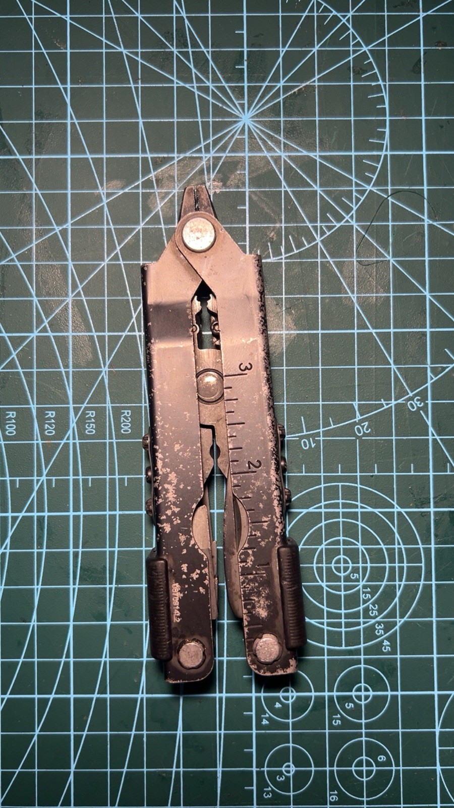 Gerber 75501 MP600 Needlenose Multi-Tool Used For Parts Or Repair