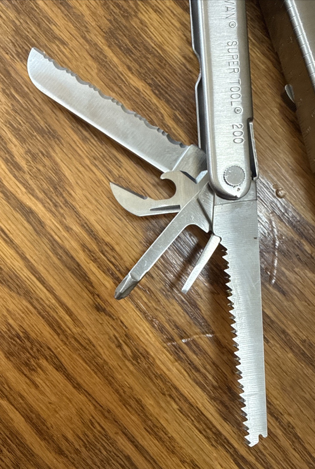 Original Leatherman Super Tool 200 Multitool With Leather Sheath Discontinued