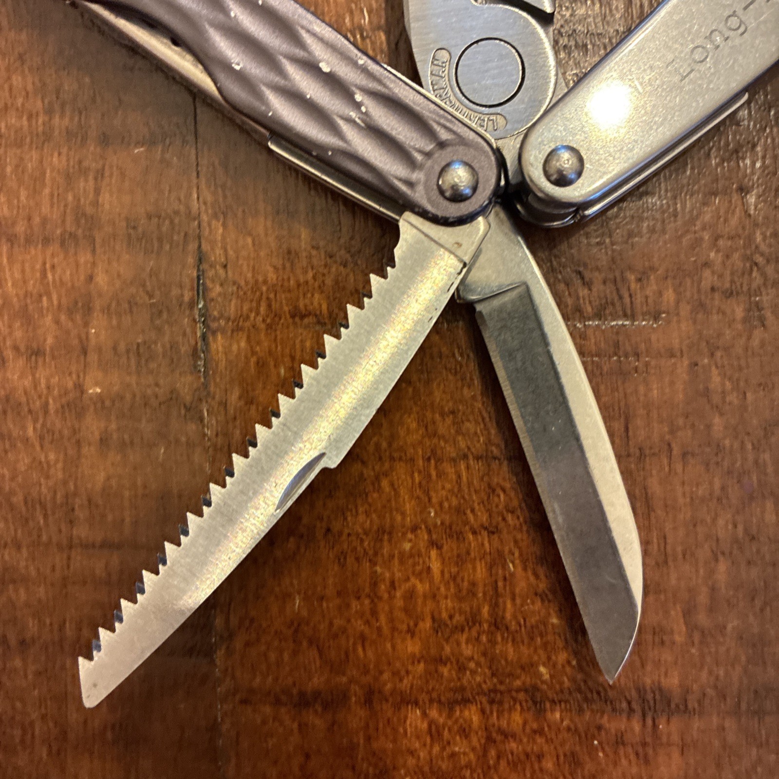 Leatherman Juice CS4 Multi Tool Discontinued Granite Gray Excellent – Read