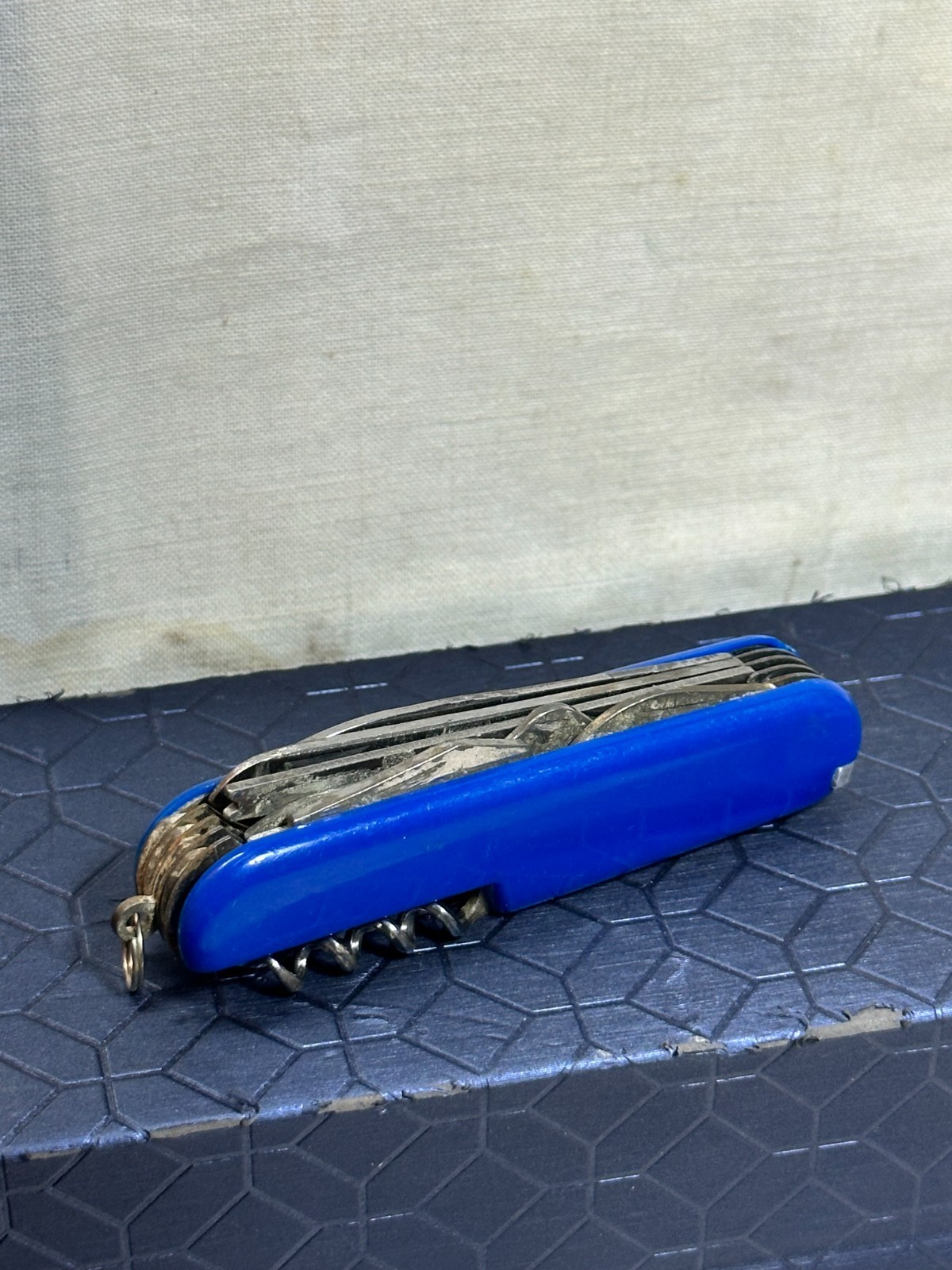 Vintage Blue Multi Tool Pocket Knife Saw Scissors Corkscrew Camping EDC