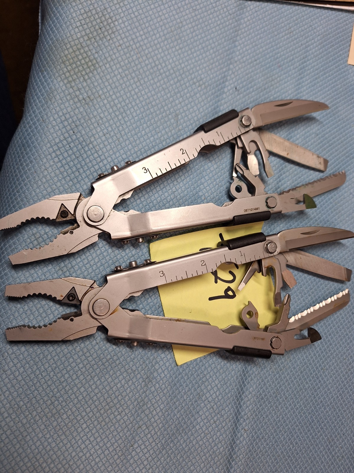 2 GERBER Blunt Nose Multi Tools EXCELLENT lot T29