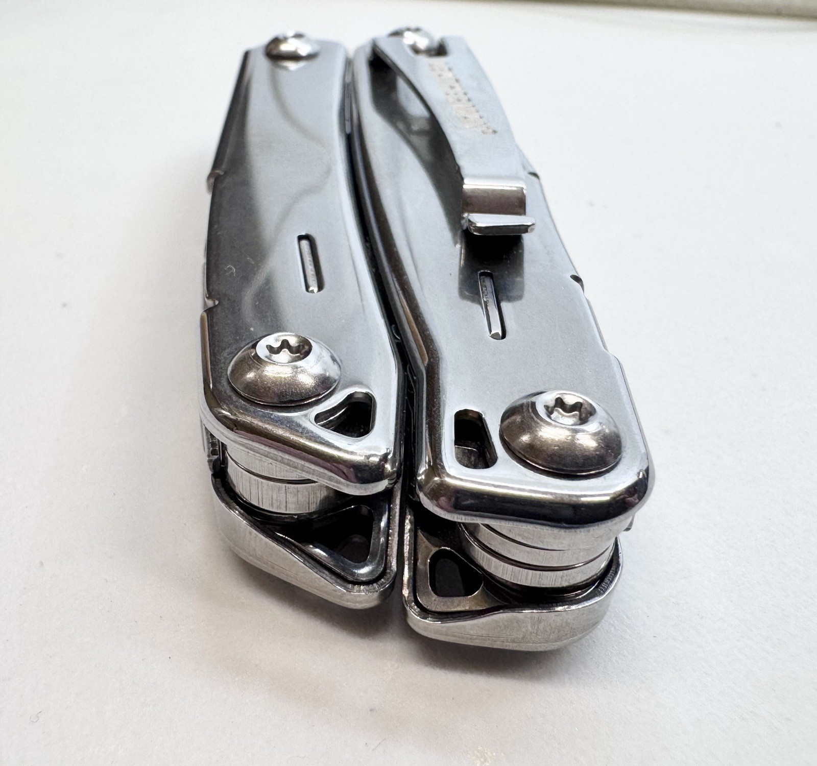 New LEATHERMAN, Sidekick Pocket Size Multitool with Spring-Action Pliers & Saw