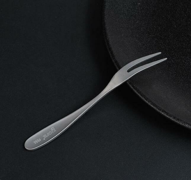 Portable healthy tableware Pure Titanium ableware fruit Fork Camping EDC Tools
