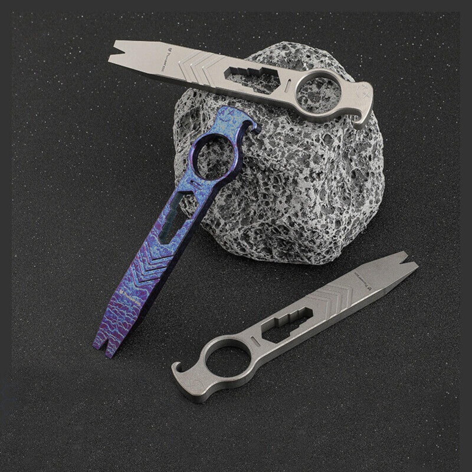 New EDC Titanium Alloy Tactical Crowbar Multi Tool Outdoor Pry Bar Opener Wrench