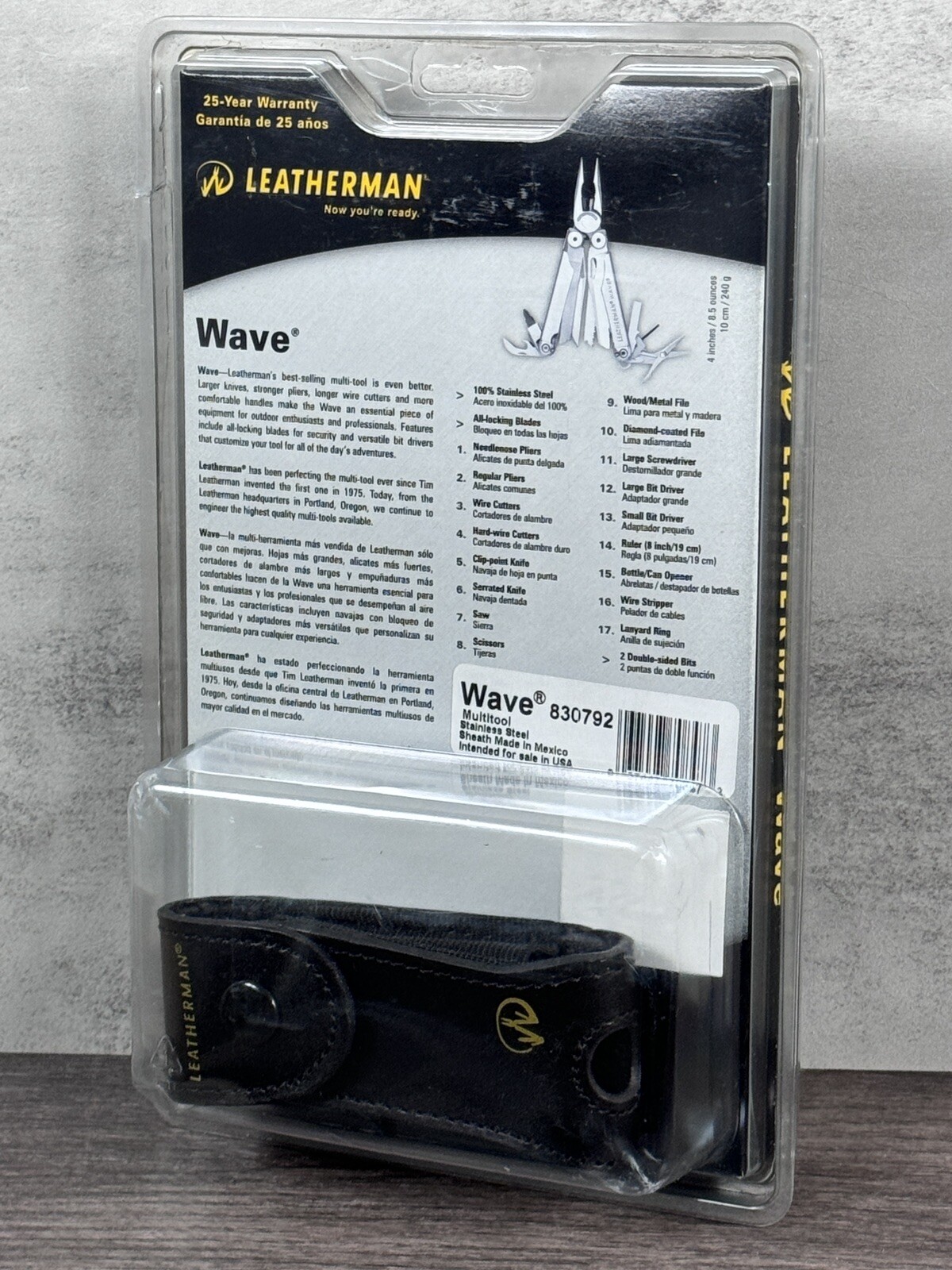 Leatherman New Wave/2nd generation Wave multitool with leather Sheath, sealed.