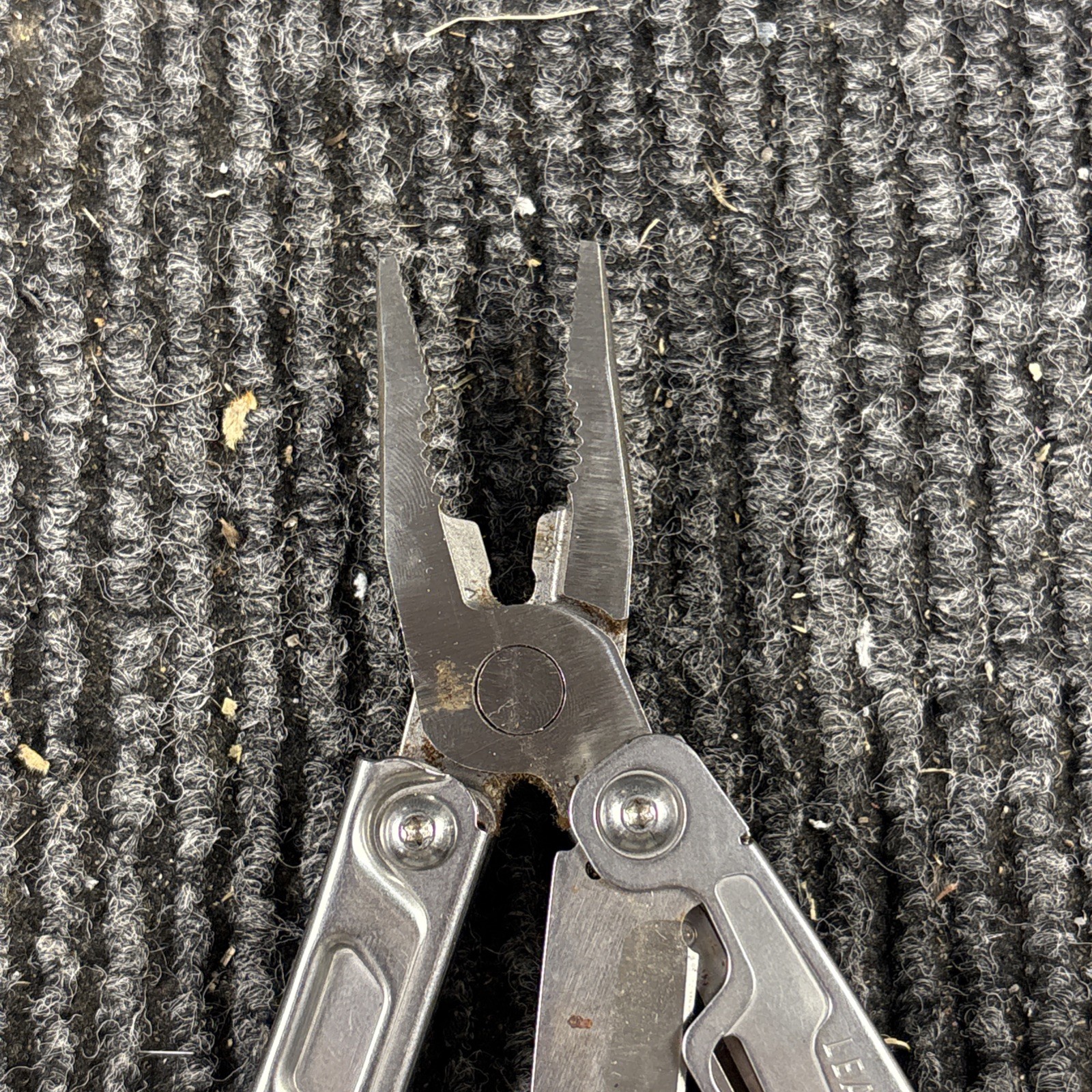 Leatherman Rev 3.8″ Multi-Tool, Stainless! USED (049)