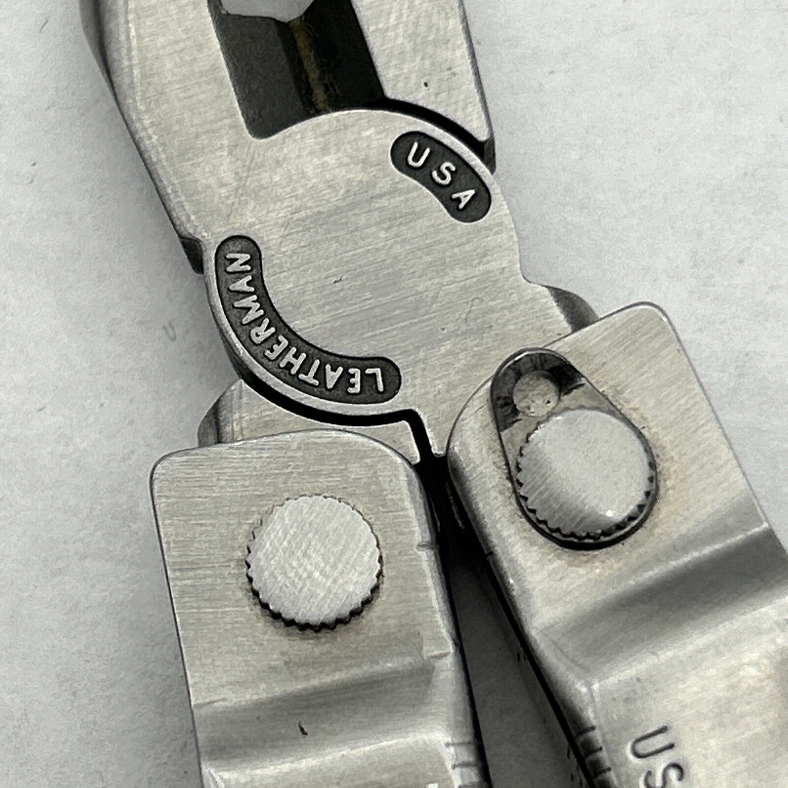 Retired 1995 Leatherman Multi-Tool US Reg TM 1325473 Portland OR w/ Leather Case