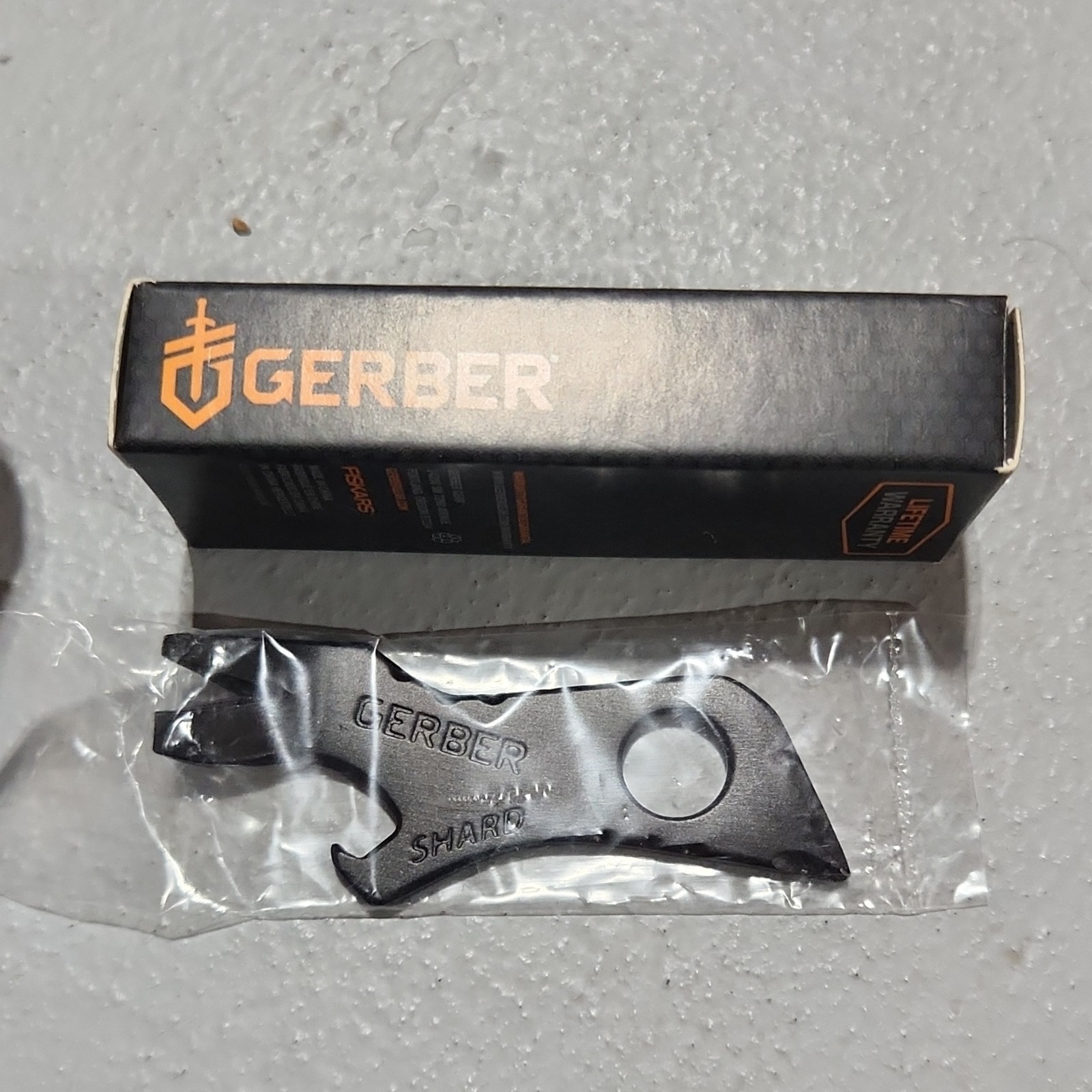 Gerber Shard Multi-Tool 7 Tools Stainless Steel Black Bottle Opener Screwdrivers
