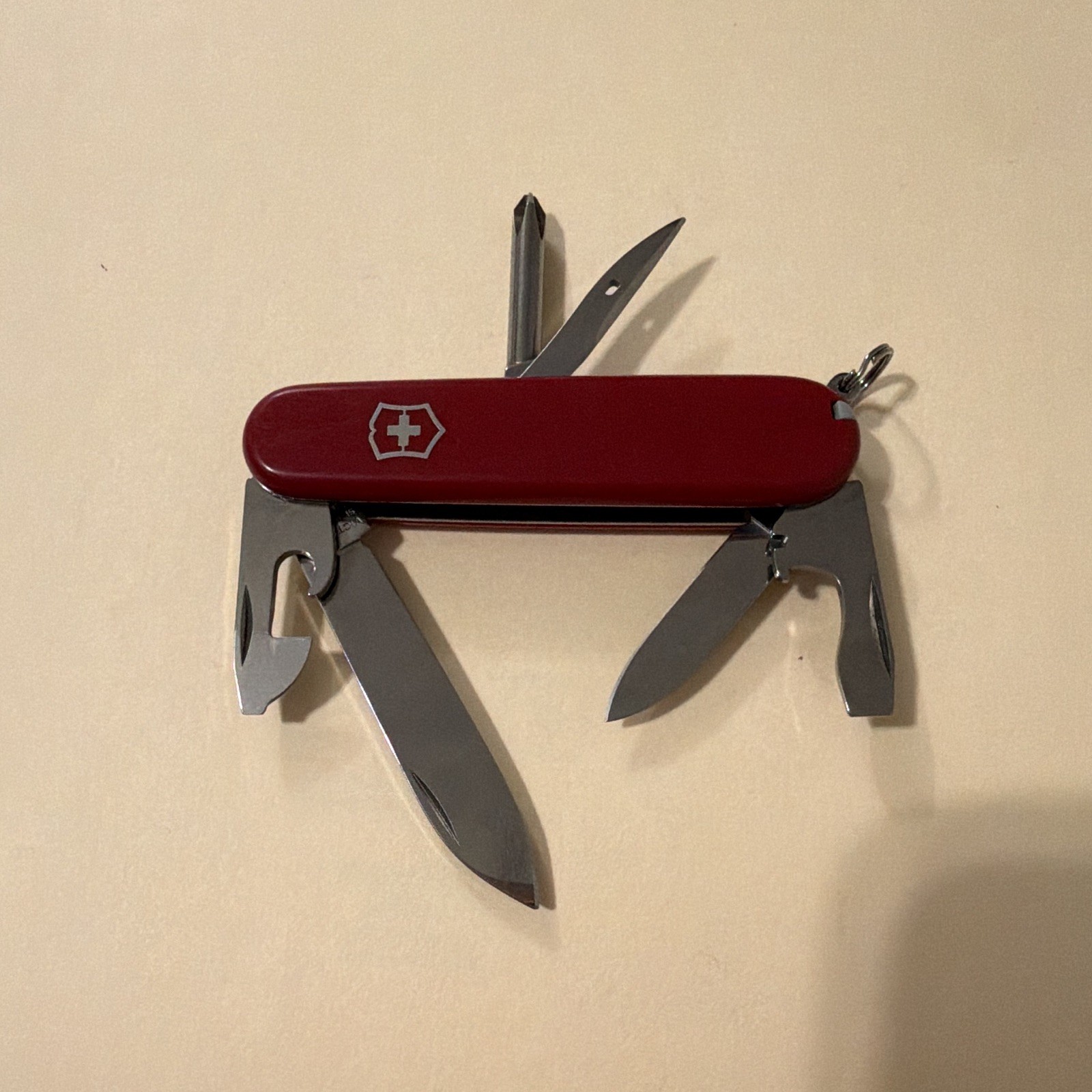 Victorinox Tinker Small Red 7-Tool Multi-Tool 2in SS Straight Blade Keyring