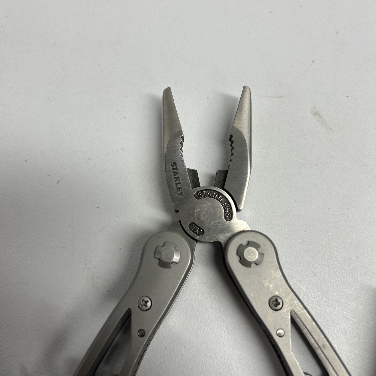 Stanley 12-in-1 Multi-Tool, Stainless, CR2