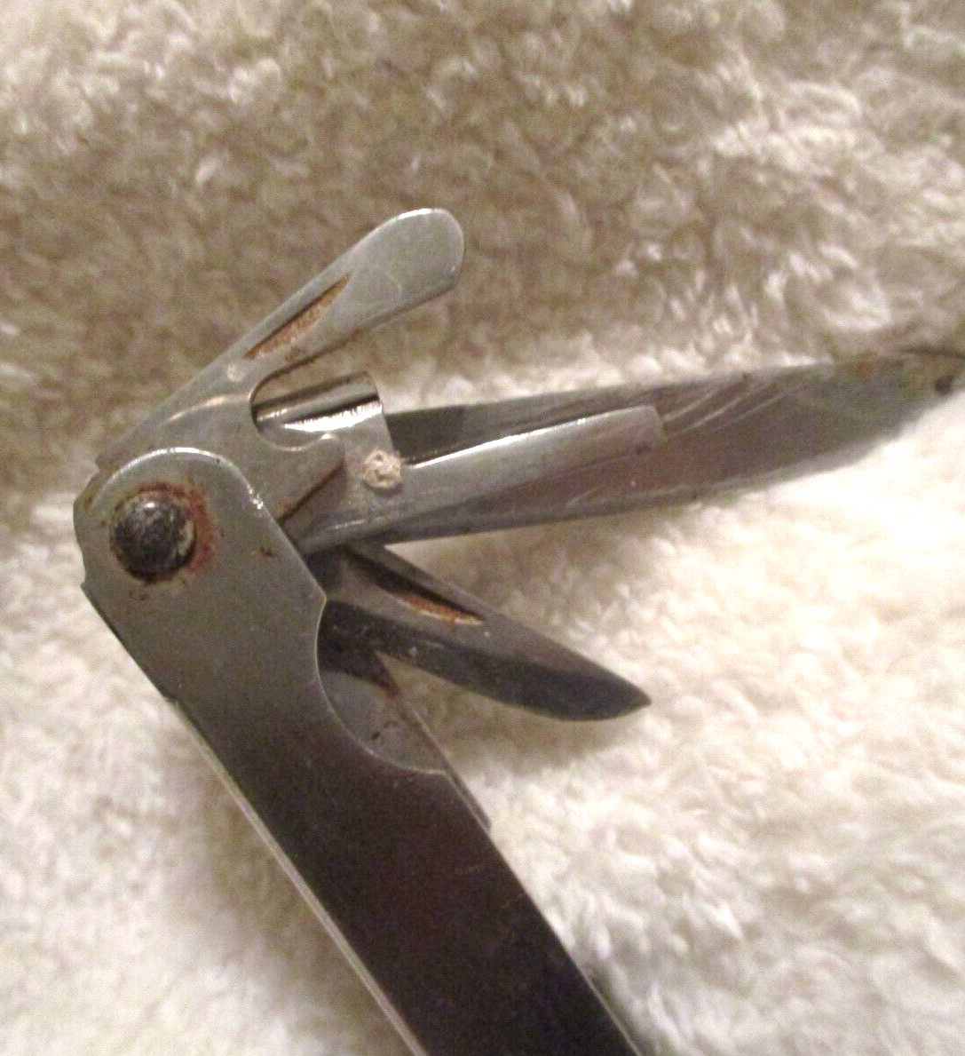 American Camper~Camping Tool~9 Tools in One~Multi-Tool~Stainless Steel