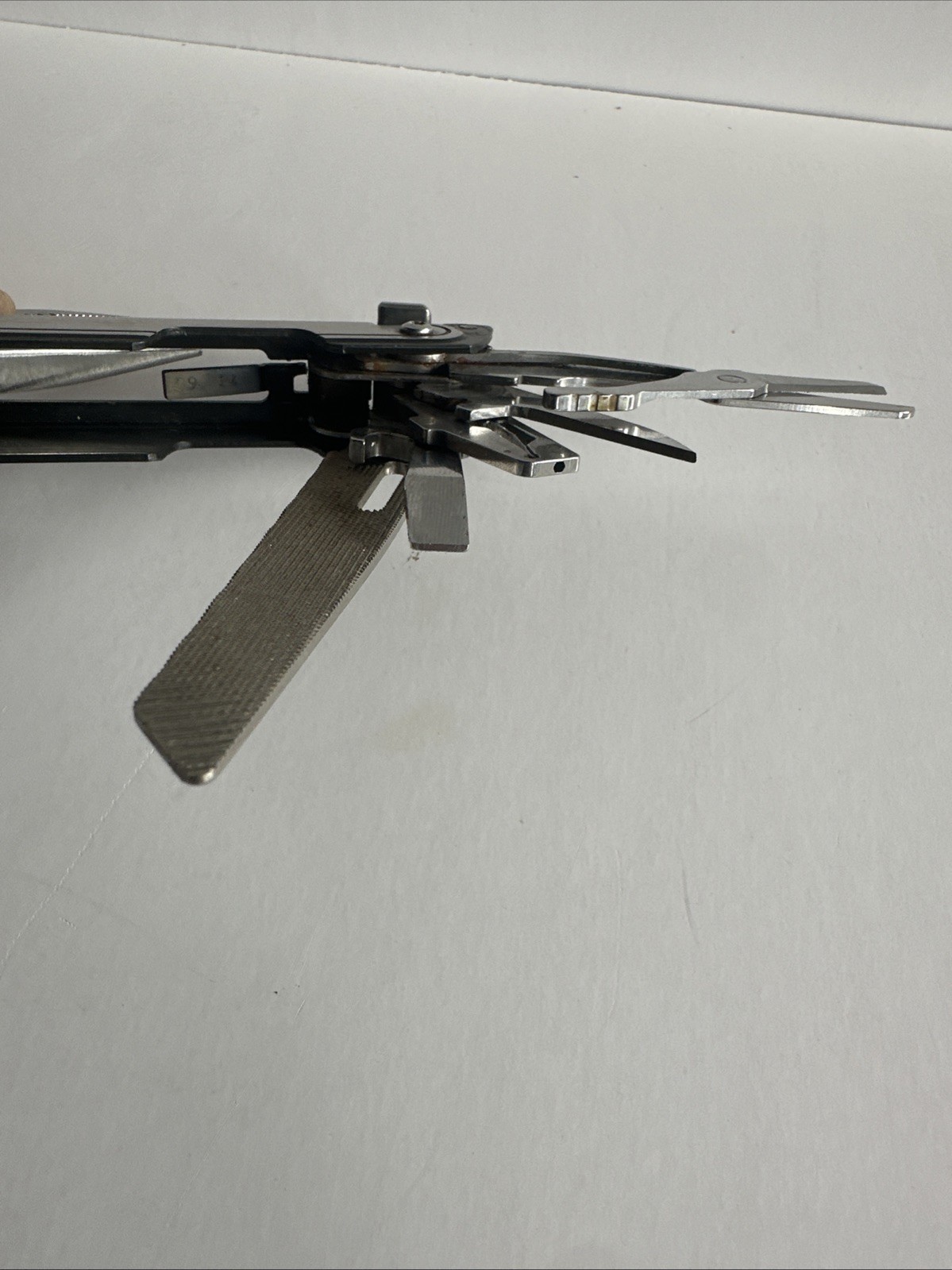 Leatherman ARC Multi-Tool 20-in-1 One-Hand Opening CPM MagnaCut Steel EDC Tool