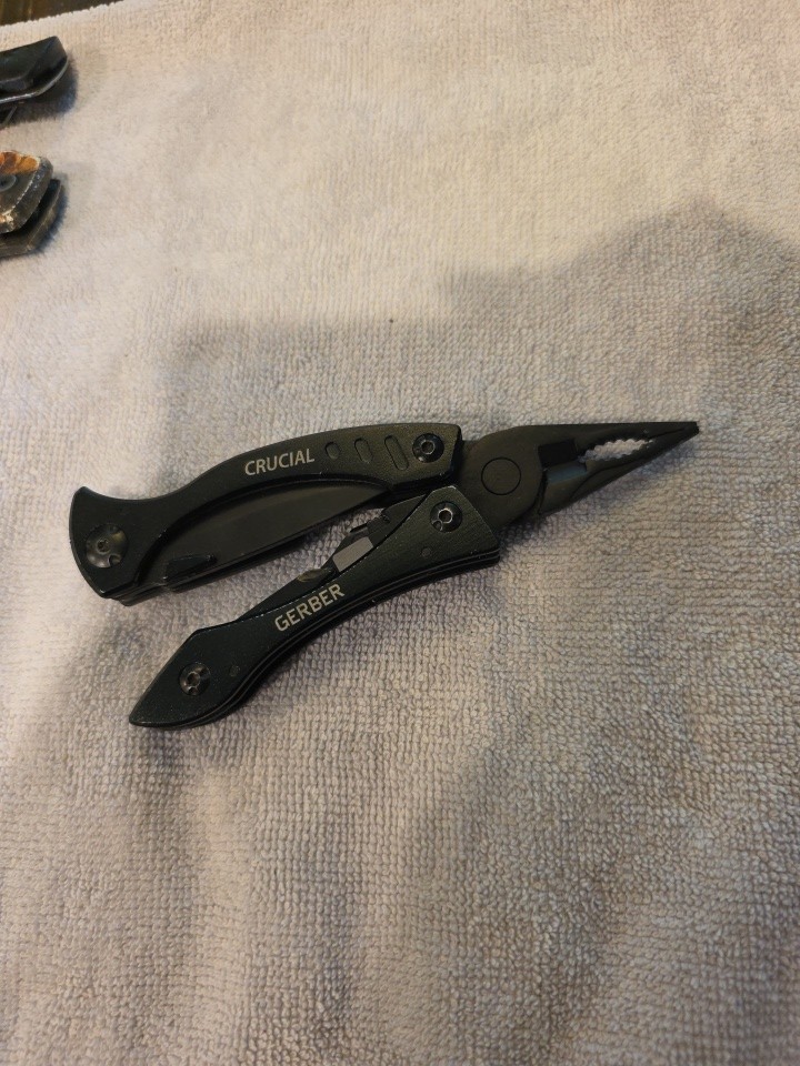 Gerber Crucial Multi Tool Pliers Knife Partially Serrated EDC Folding