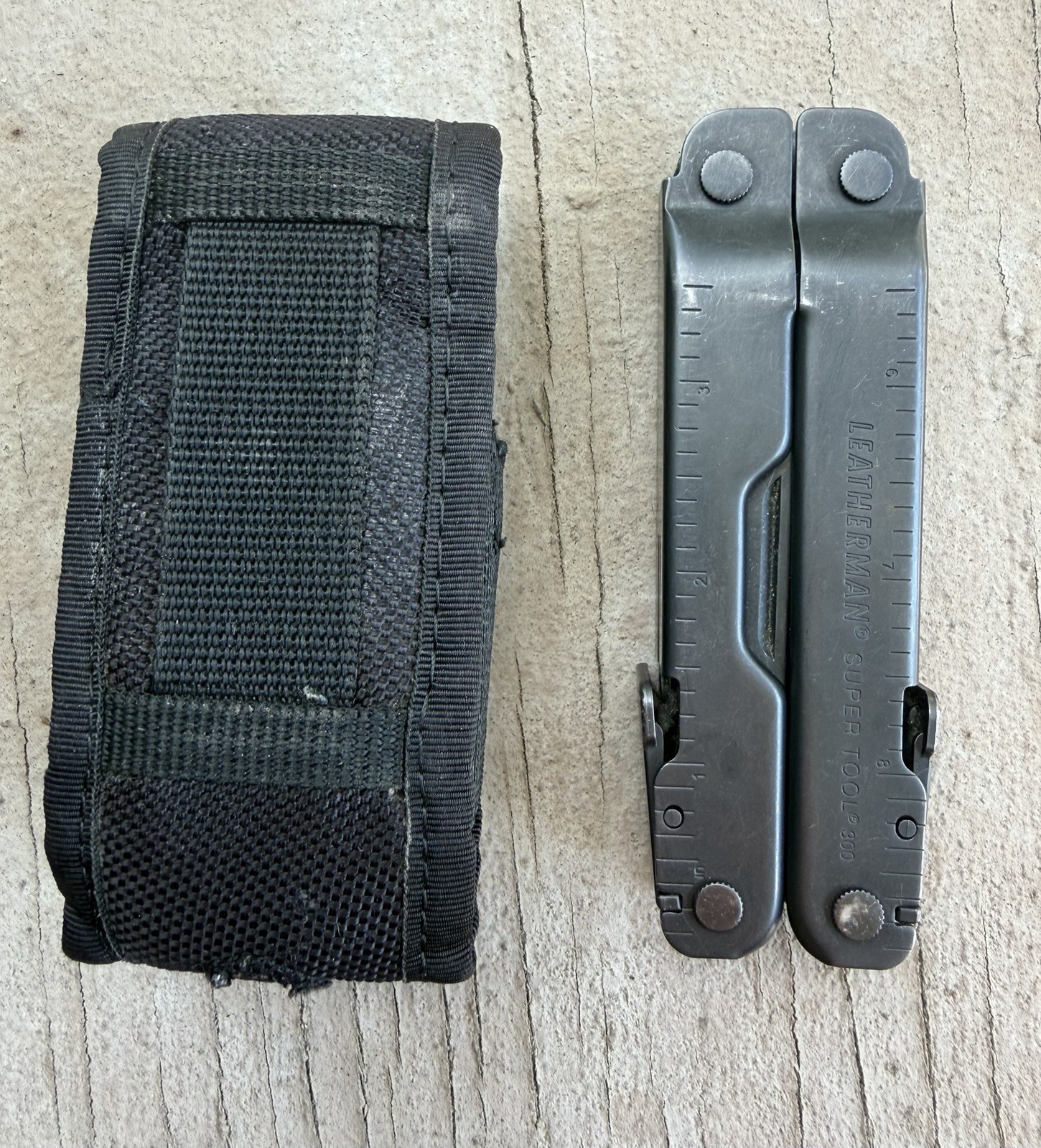 LEATHERMAN SUPER TOOL 300 EOD MULTI-TOOL CARBIDE CUTTERS BLACK OXIDE W/POUCH