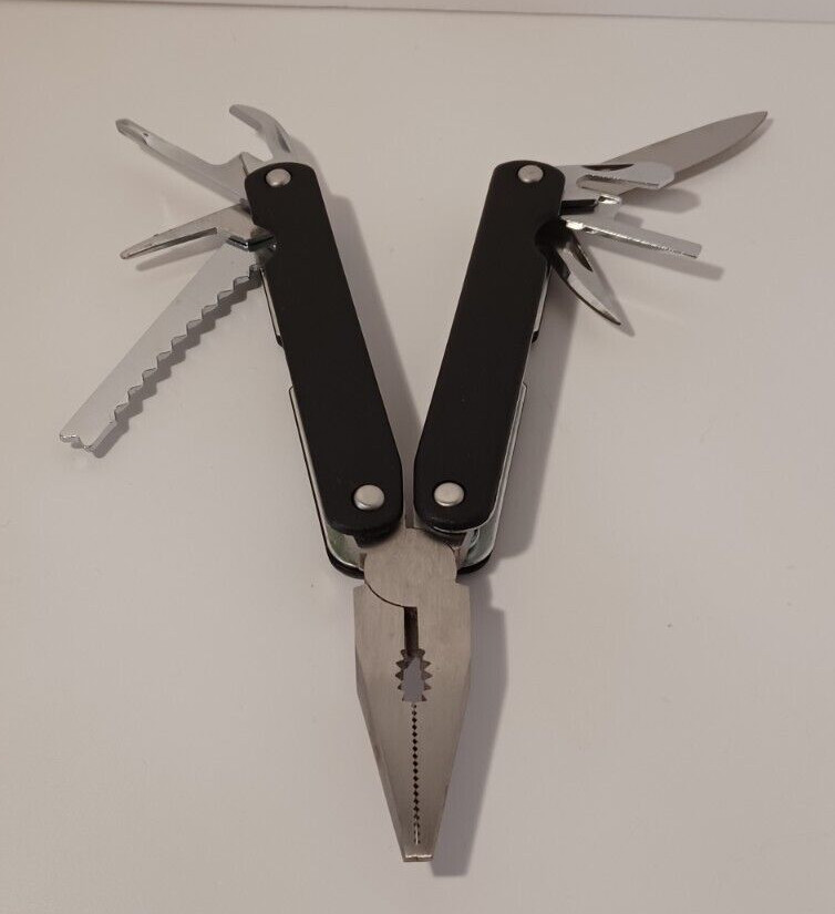 Stainless Steel 9-in-1 Multi Tool National Geographic Gift Promo Item with Case