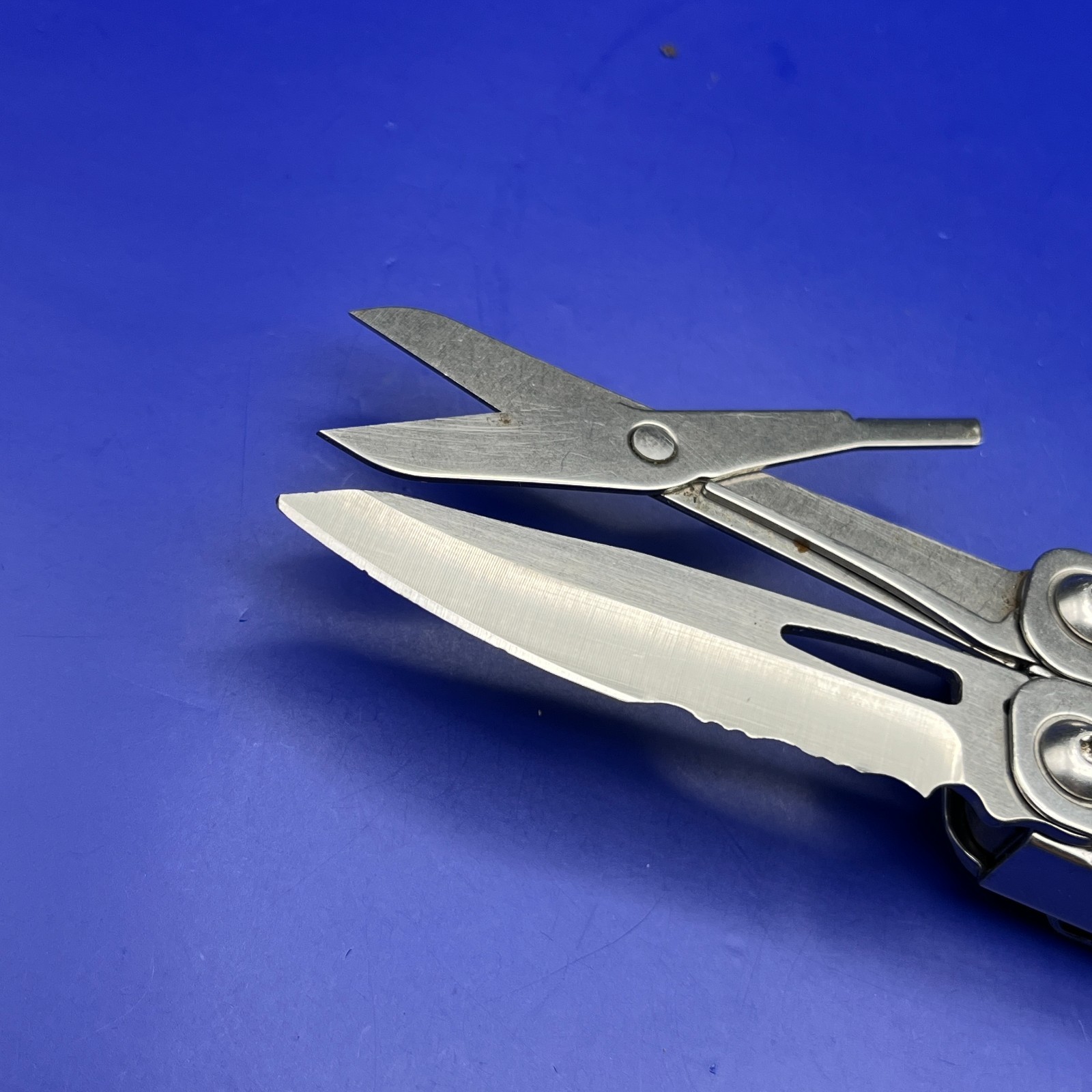 Leatherman Stainless Steel Wingman Multi Tool Scissors Knife Plier