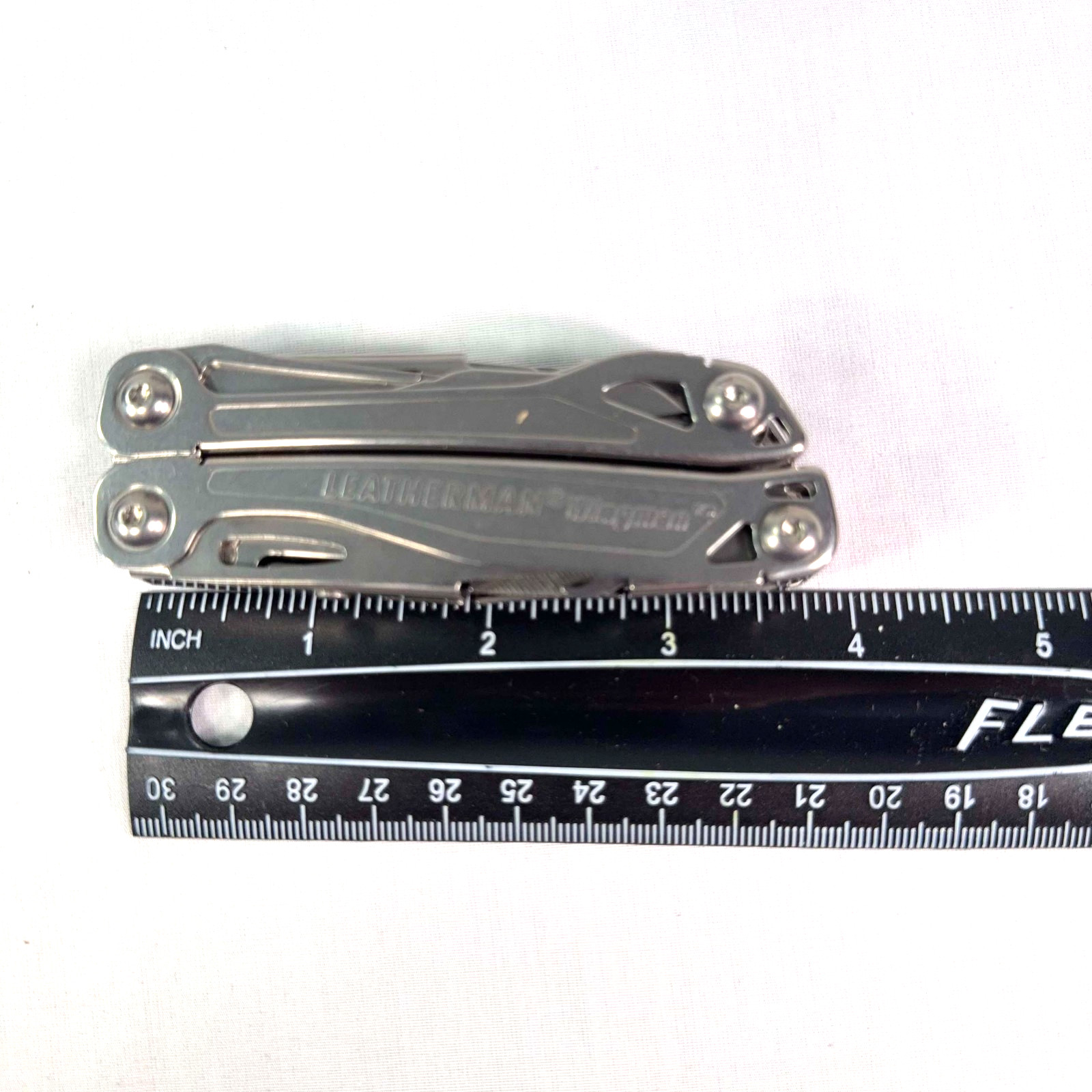 Leatherman Wingman Multi Tool 831426 Complete In Box w Manual Excellent