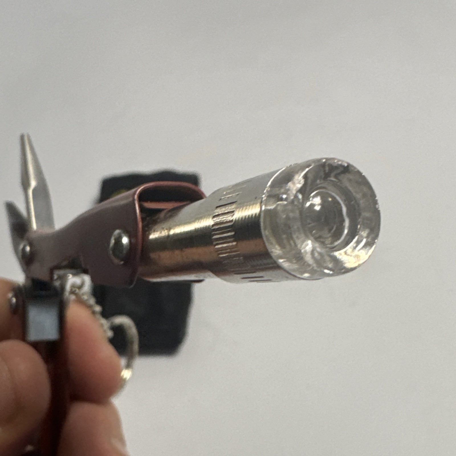 Cabelas Pocket Multi-Tool Flashlight Serrated Knife Can Opener Key chain Pliers