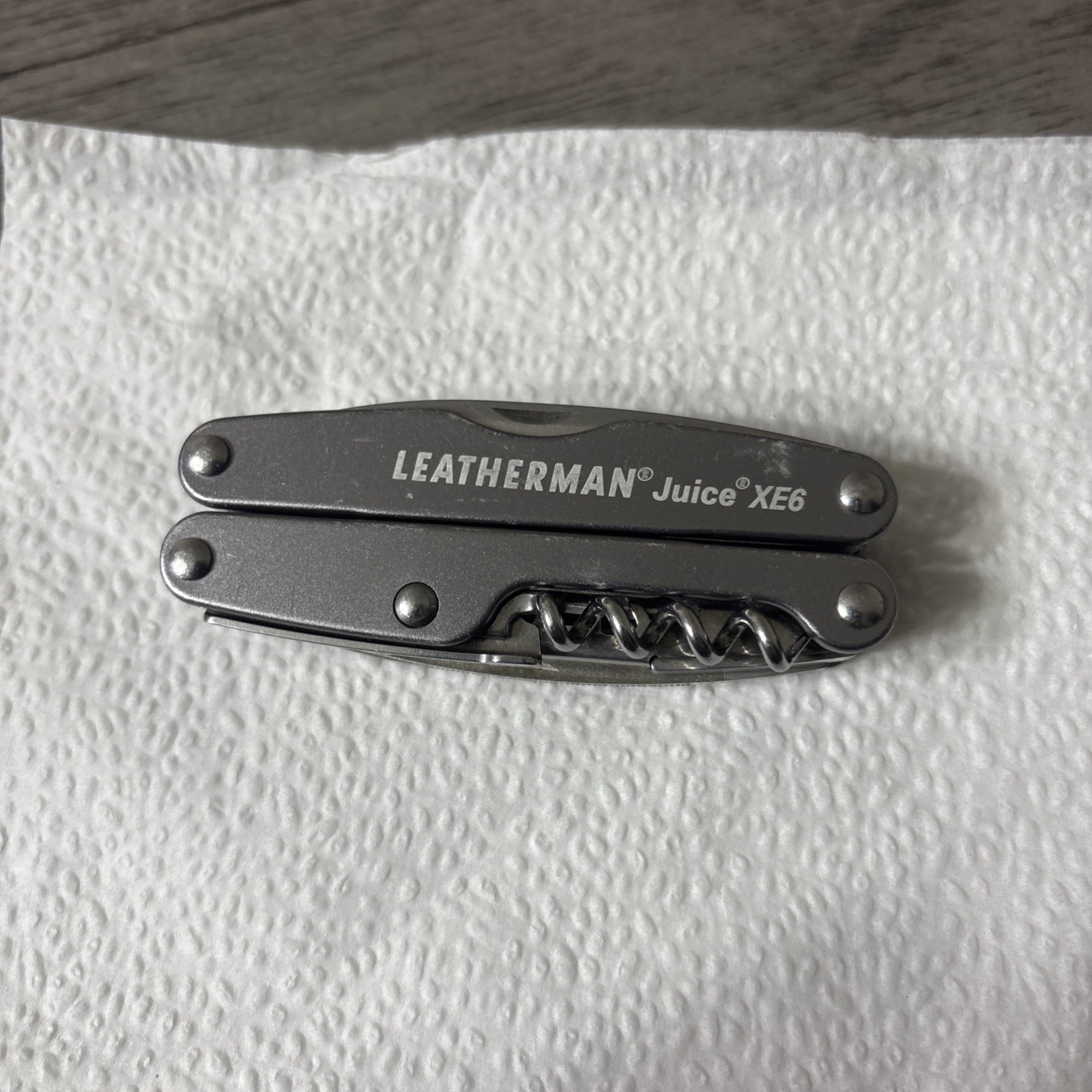 Leatherman Juice Xe6 Multi-Tool 18 Tools Gray