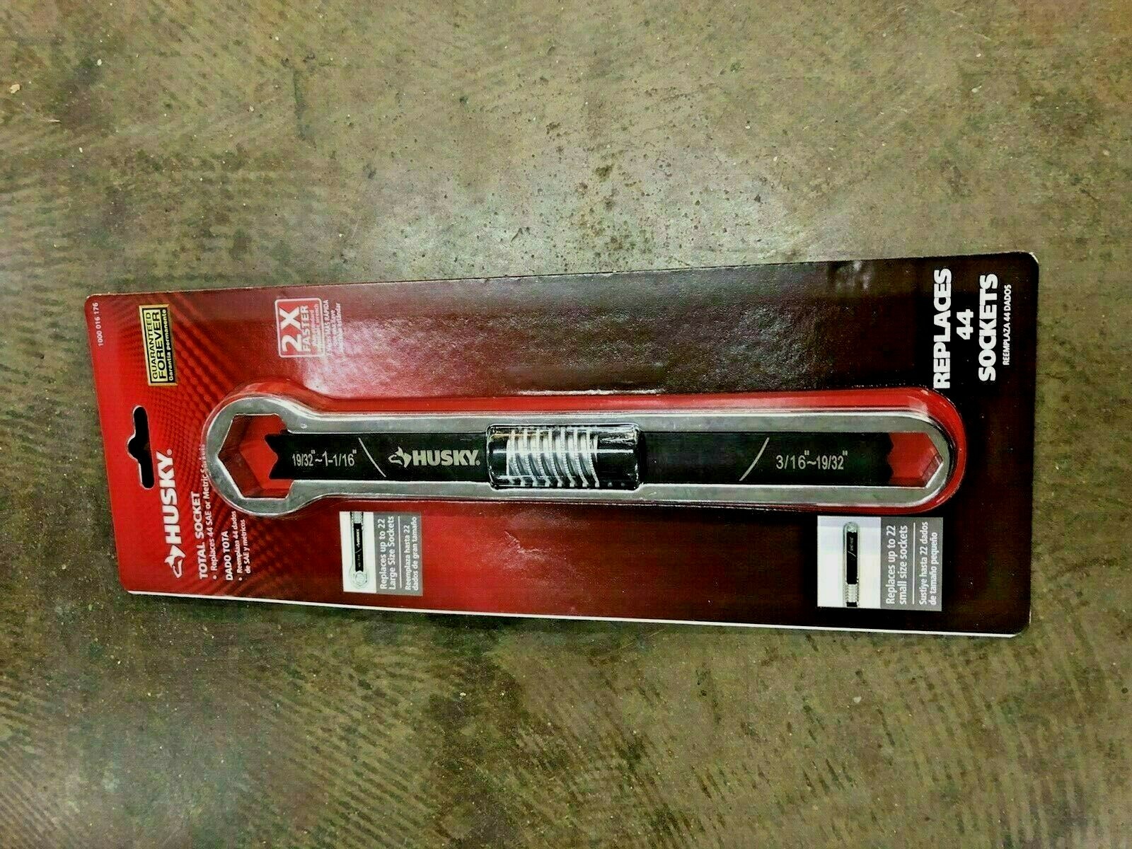 Husky Total Socket Wrench – Replaces 44 SAE or Metric Sockets – NEW IN PACK