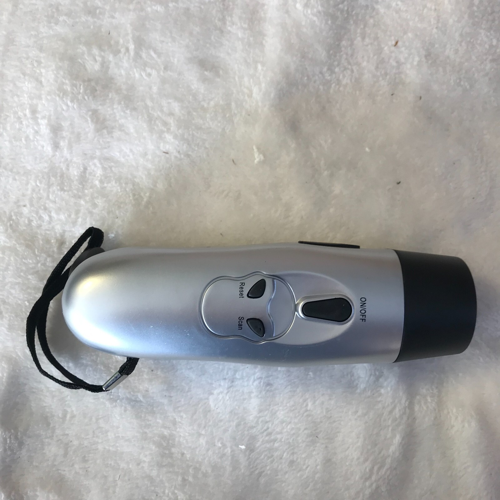 avon hand crank multi task tool – 2007 – voltage output 6v