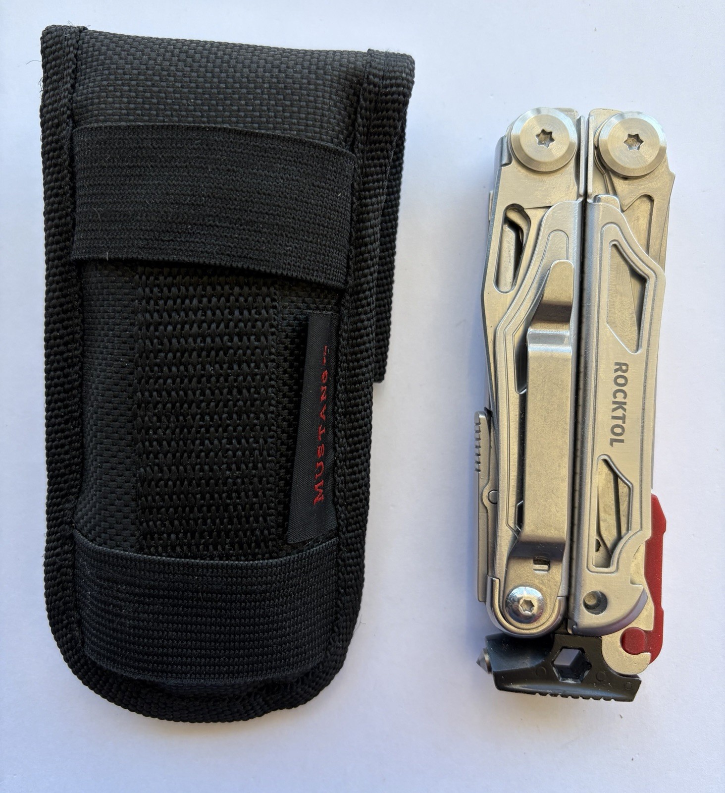ROCKTOL MULTITOOL 22-IN-1 W/SHEATH & FIRE STARTER/WHISTLE & MORE, EXCELLENT