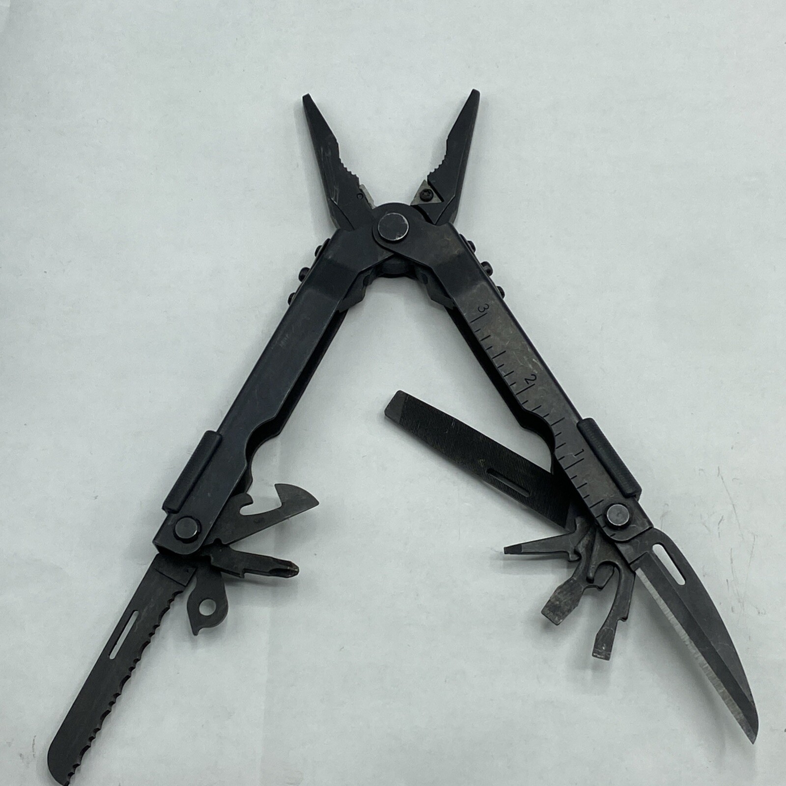 Gerber MP 600, Carbide Cutters, Needlenose – Black