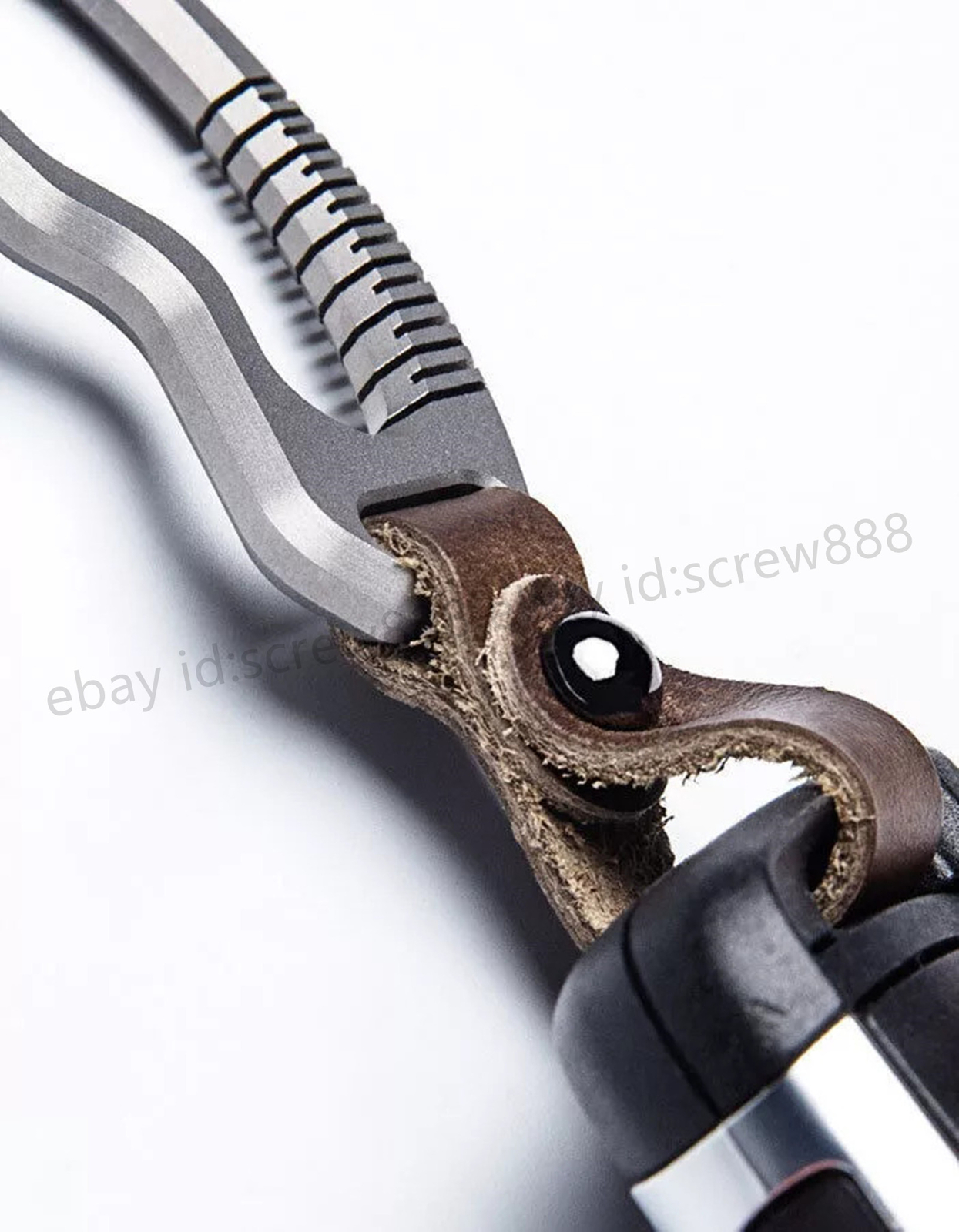 Titanium Alloy + Leather Keychain Carabiner Removable Pendant Crowbar EDC Tool