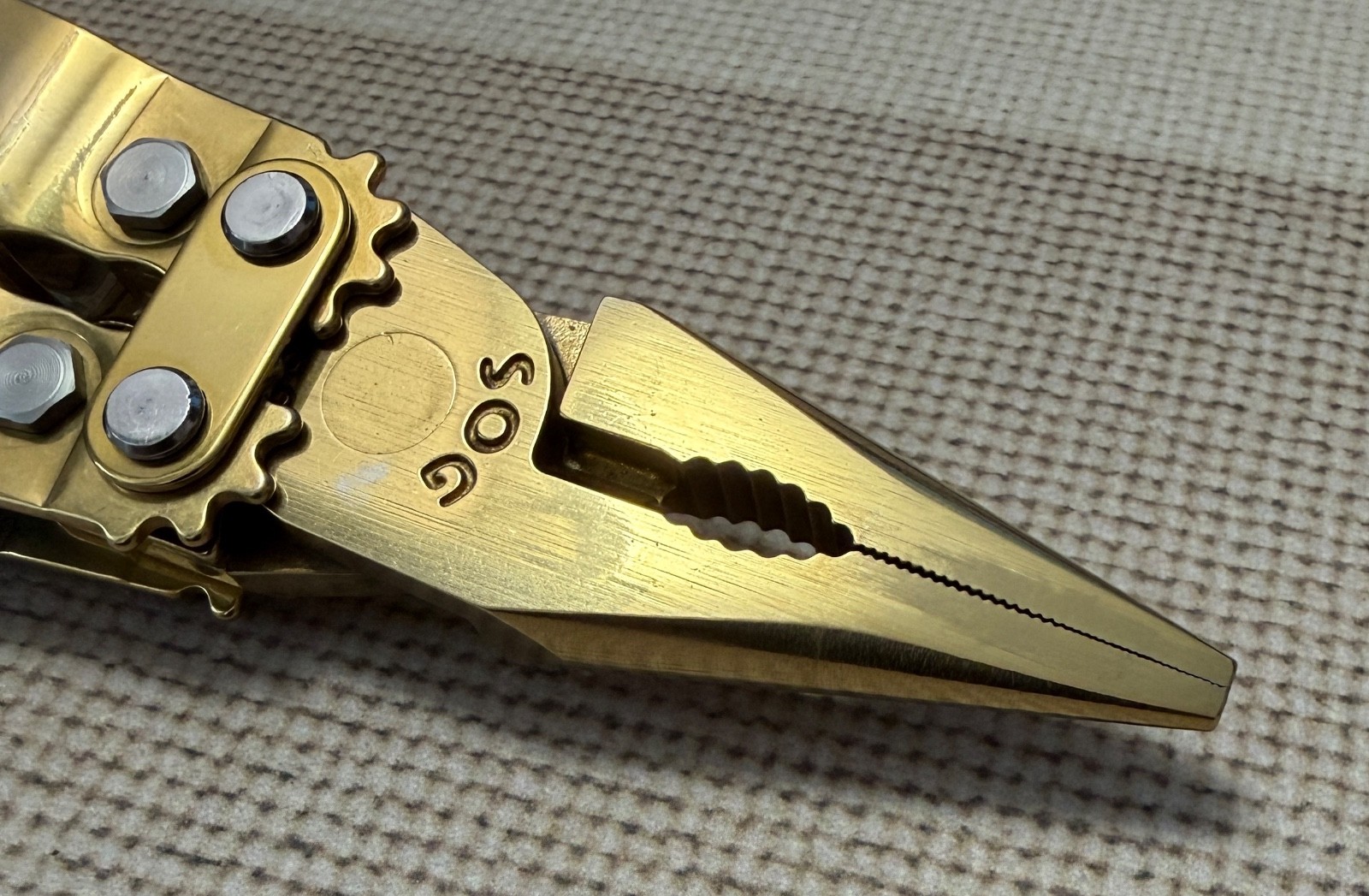 RARE Vintage Retired SOG Gold TiNi Power Lock Multi Tool w/sheath + SOG Bit Kit
