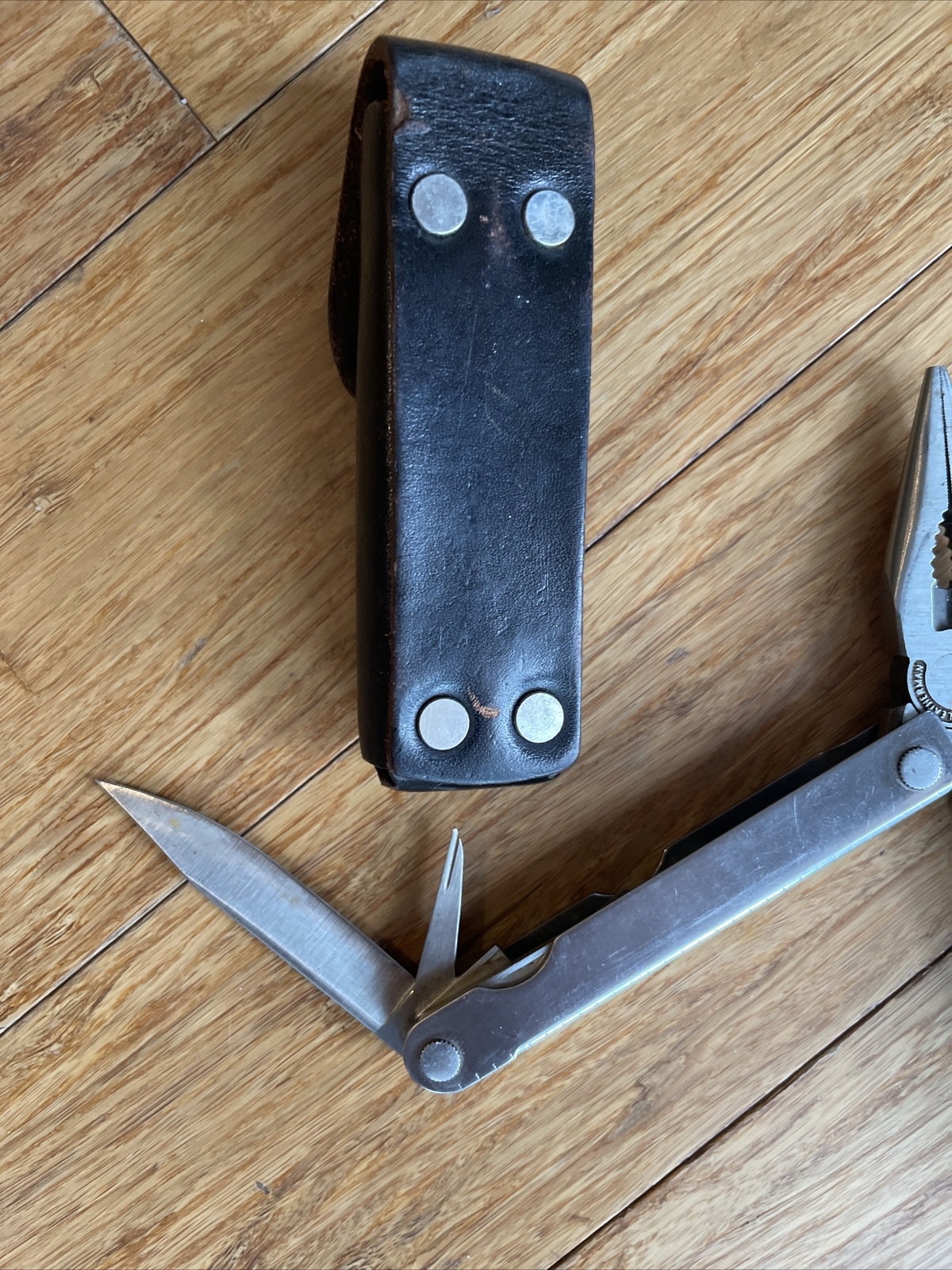 Vintage Leatherman Multi – Tool US REG Trademark 1325473 Portland OR USA.